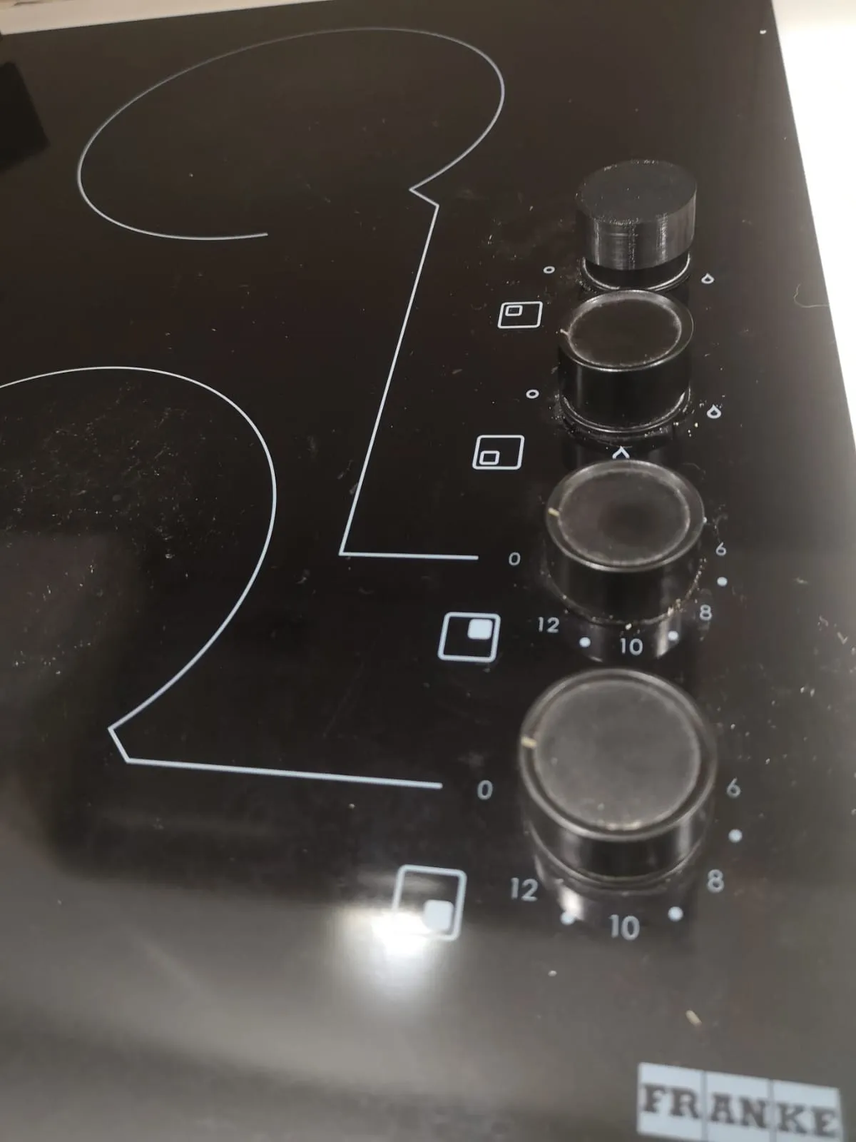 Tiêu đề Núm bếp FRANKE Tóm tắt Một núm vặn tôi làm bằng PE