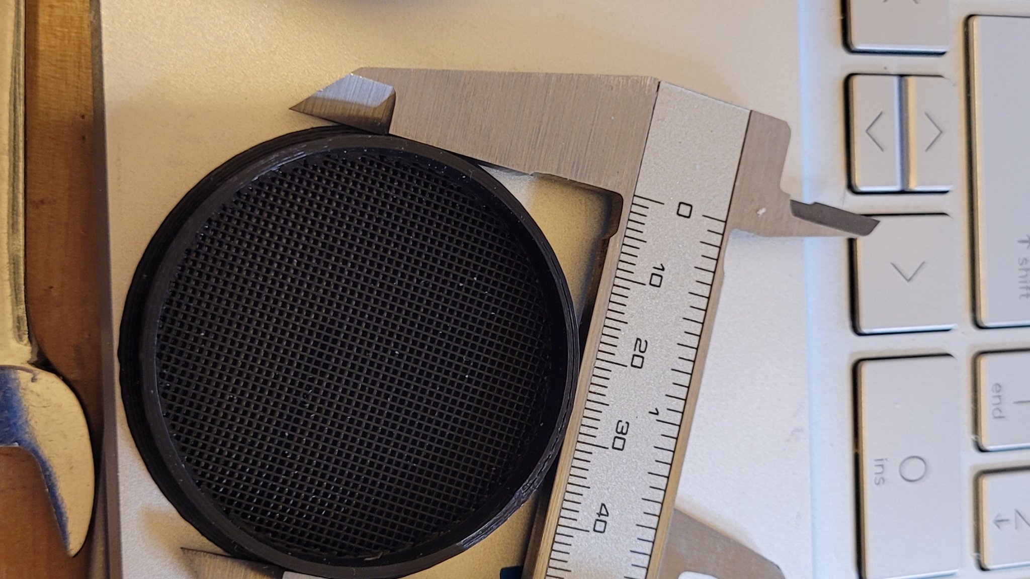 Lỗ Thông Gió Con Sâu Bọ 2 Cỡ 50mm