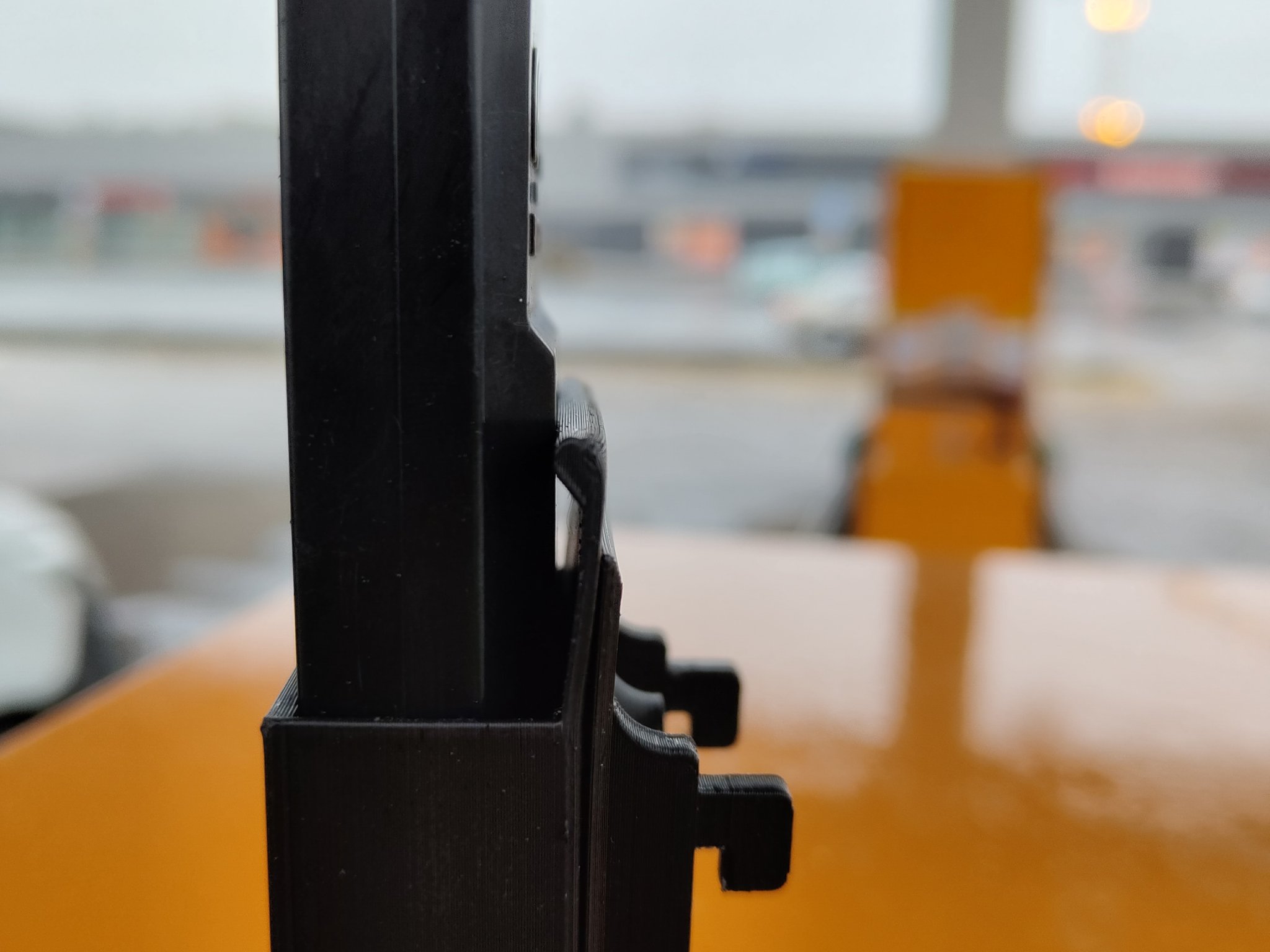 Đế giữ remote cho nội thất xe van công việc