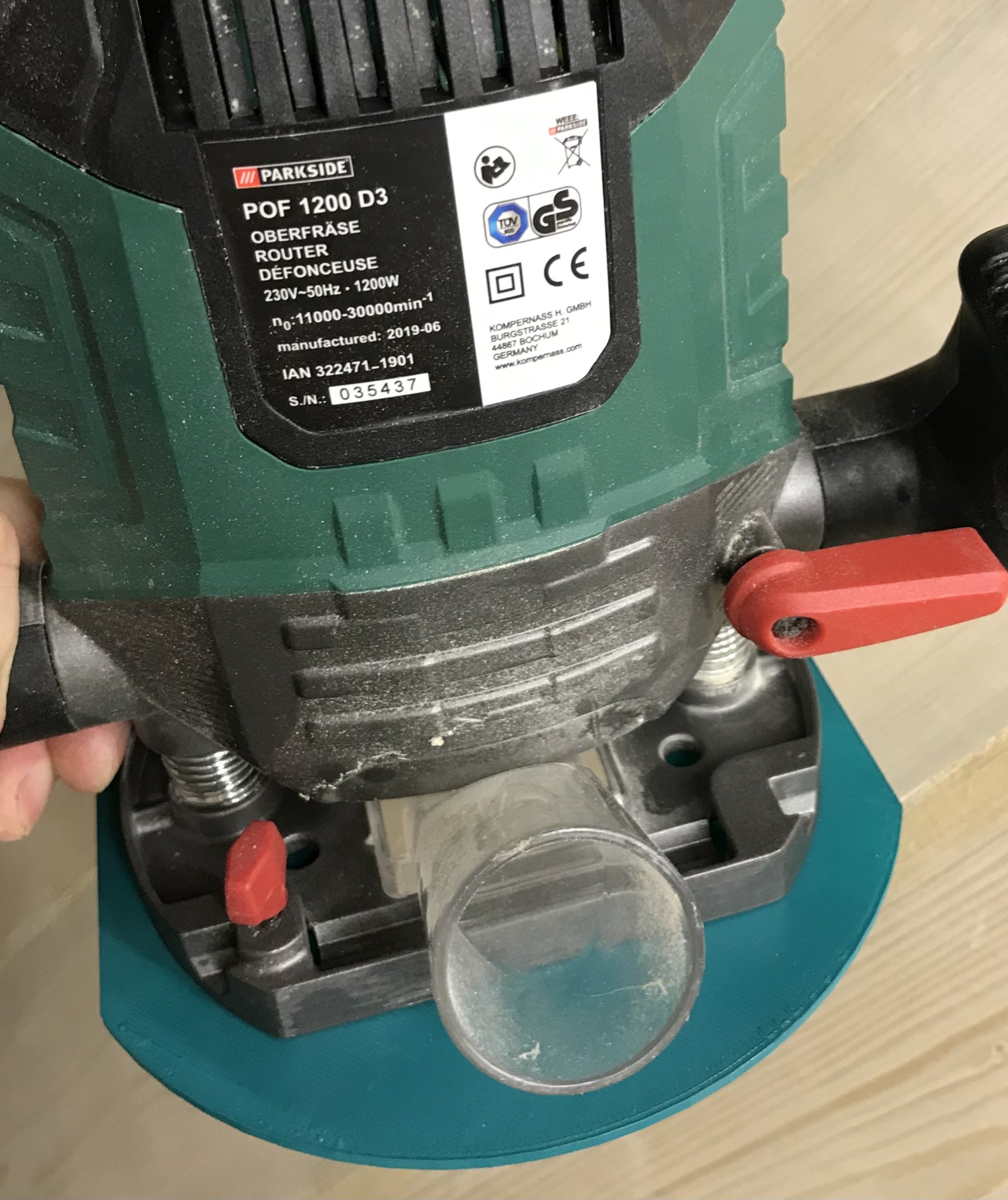 Makita guiderail to Parkside Router