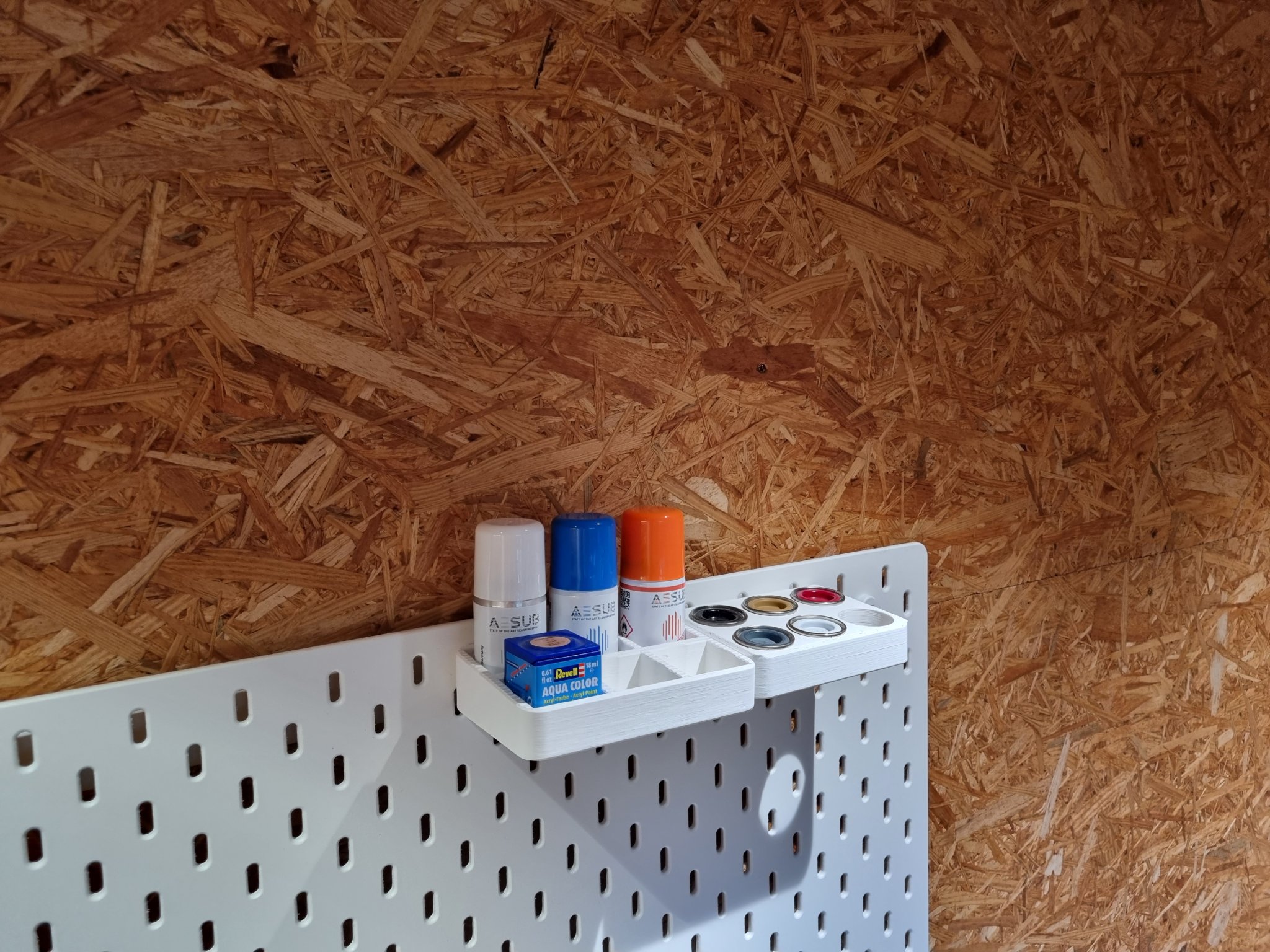 Tiêu đề Giá đỡ Skadis cho 6 chai 15 cũng giữ được màu xanh n