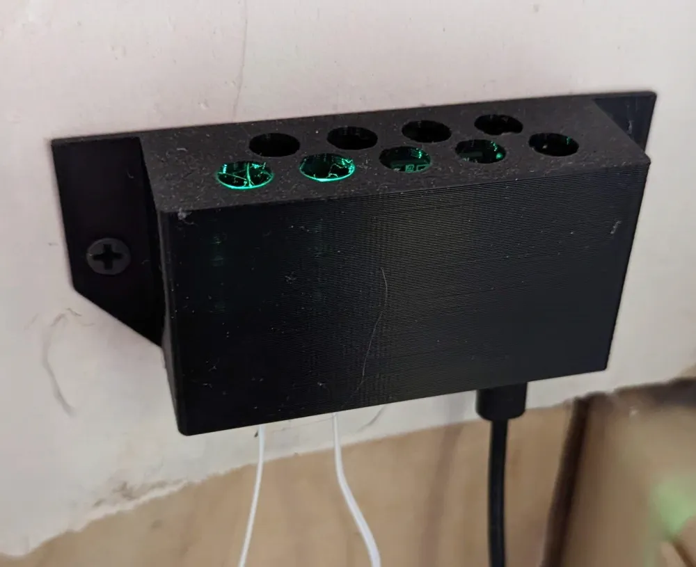 Tiêu đề Hộp đựng bảng nguyên mẫu 3x7cm Tóm tắt Vỏ đơn gi