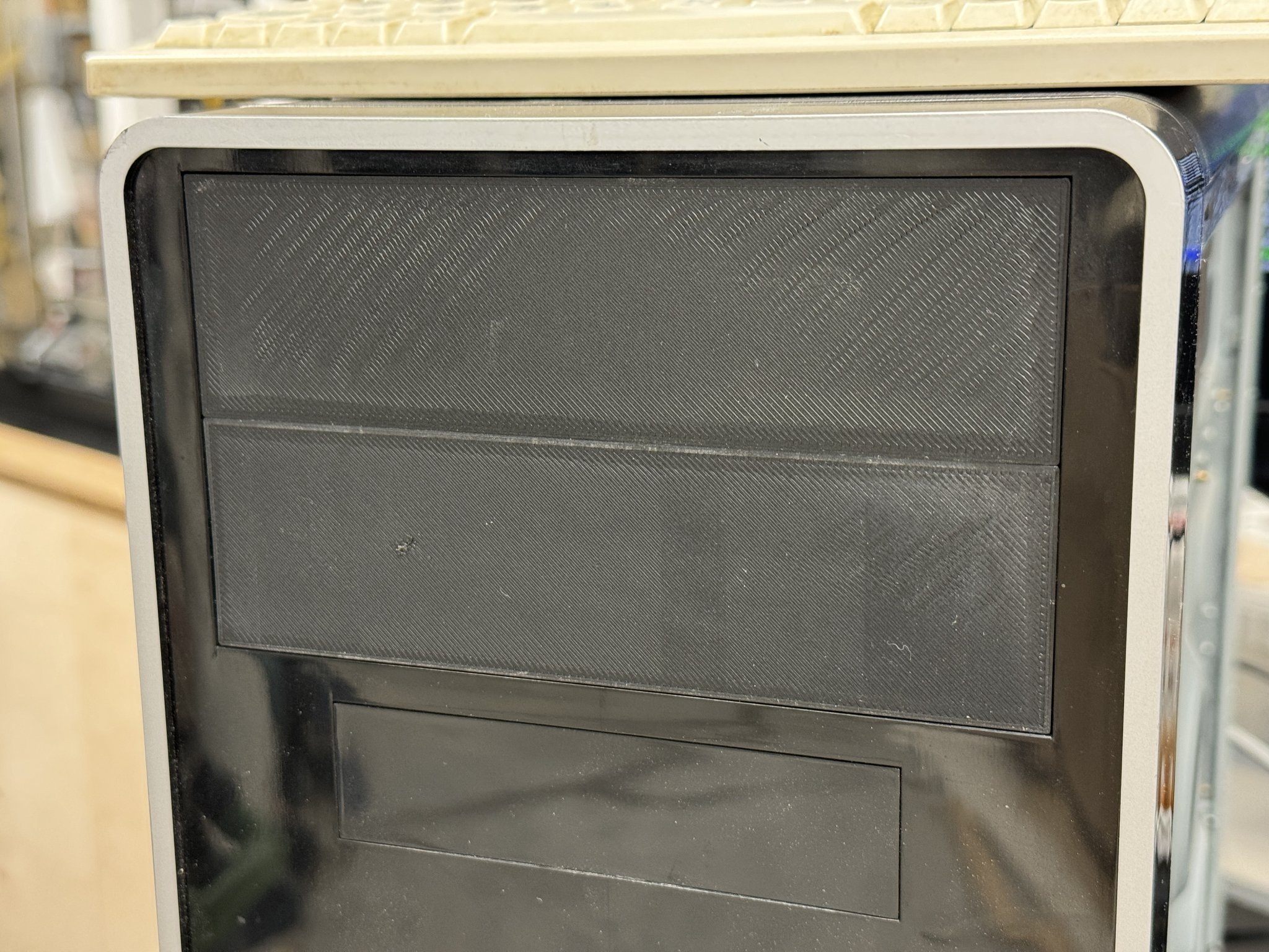 Nắp Che Ổ Đĩa PC 5.25"