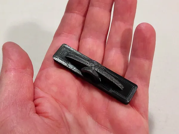 Tiêu đề Móc treo từ tính hạng nhẹ - Lỗ gắn có công cụ cài