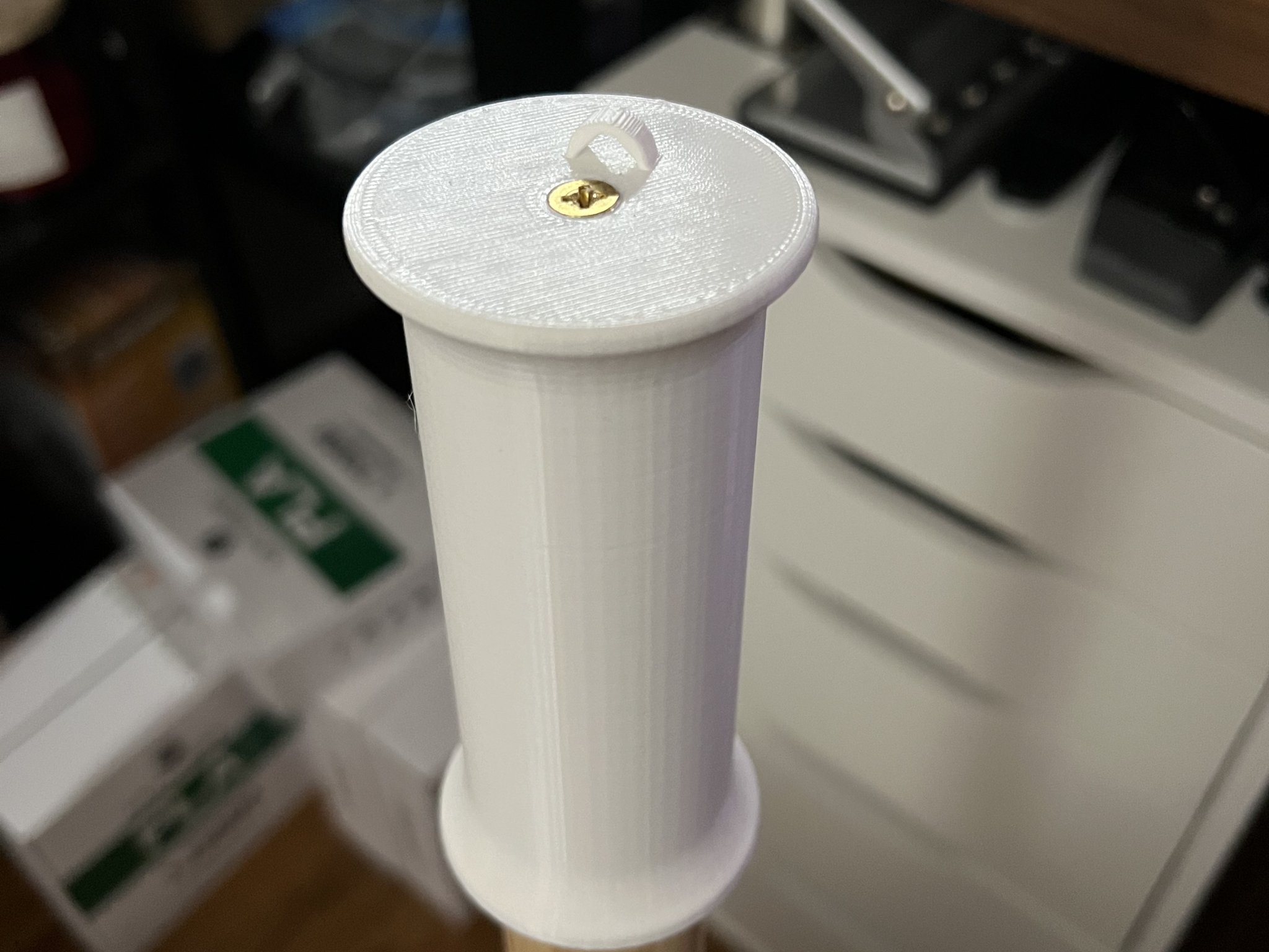 Tay Cầm Đẩy Pellet