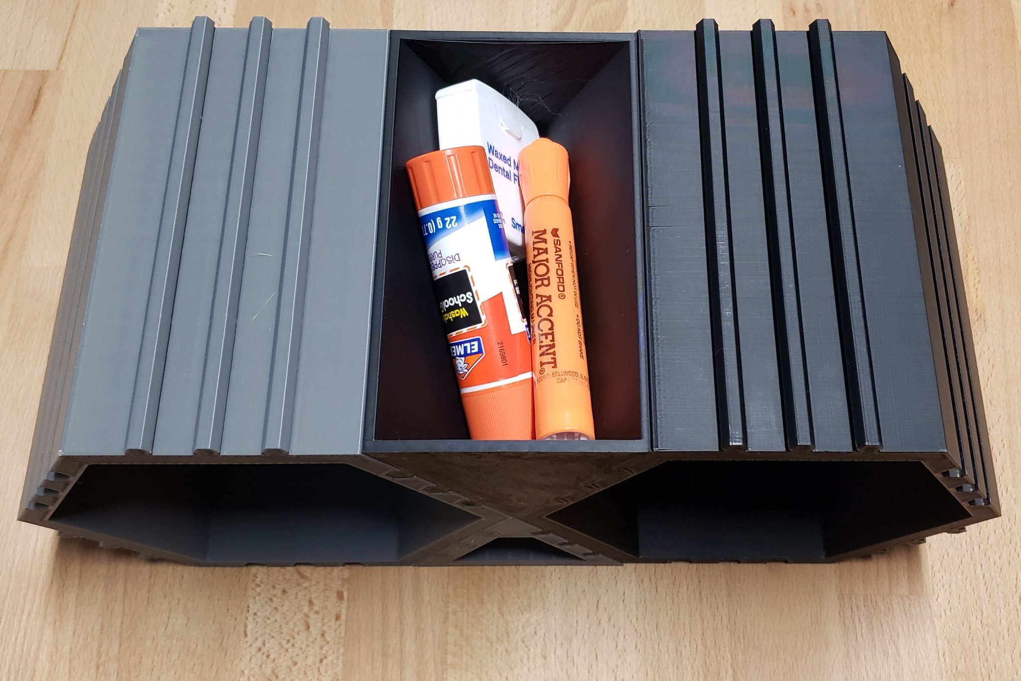 Tiêu đề Chuyển đổi theo chiều ngang lưu trữ HexaBox Tóm tắt