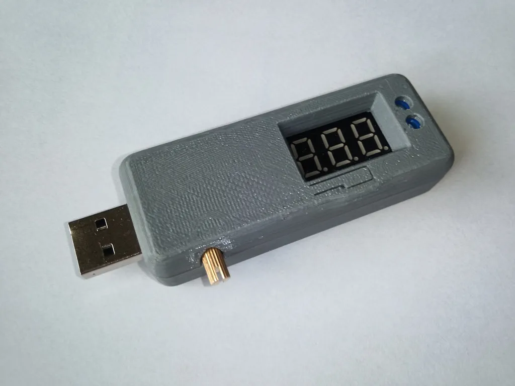 Tiêu đề Hộp đựng nguồn điện USB có thể điều chỉnh Tóm t