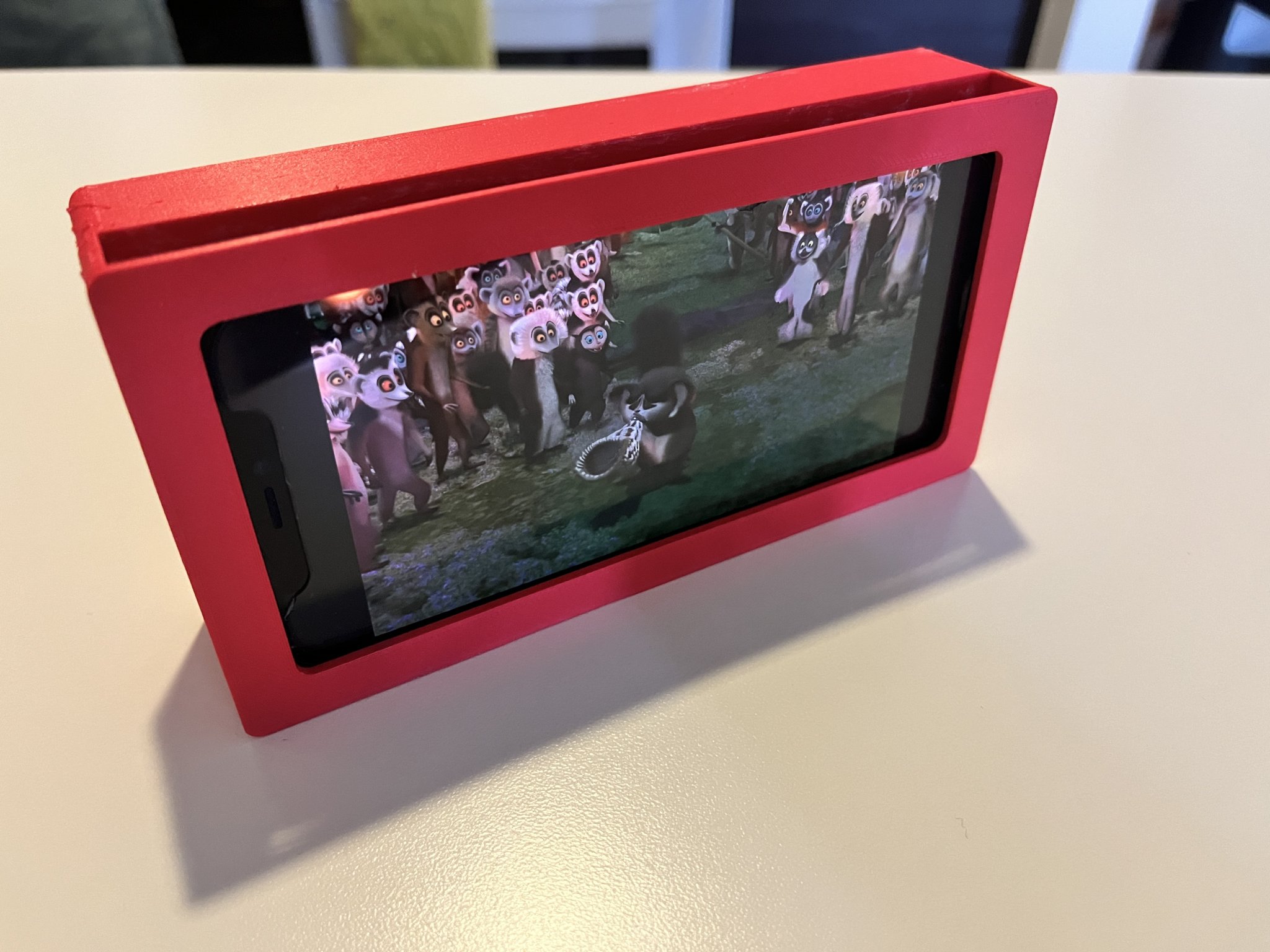 Kệ Điện Thoại iPhone Hình TV