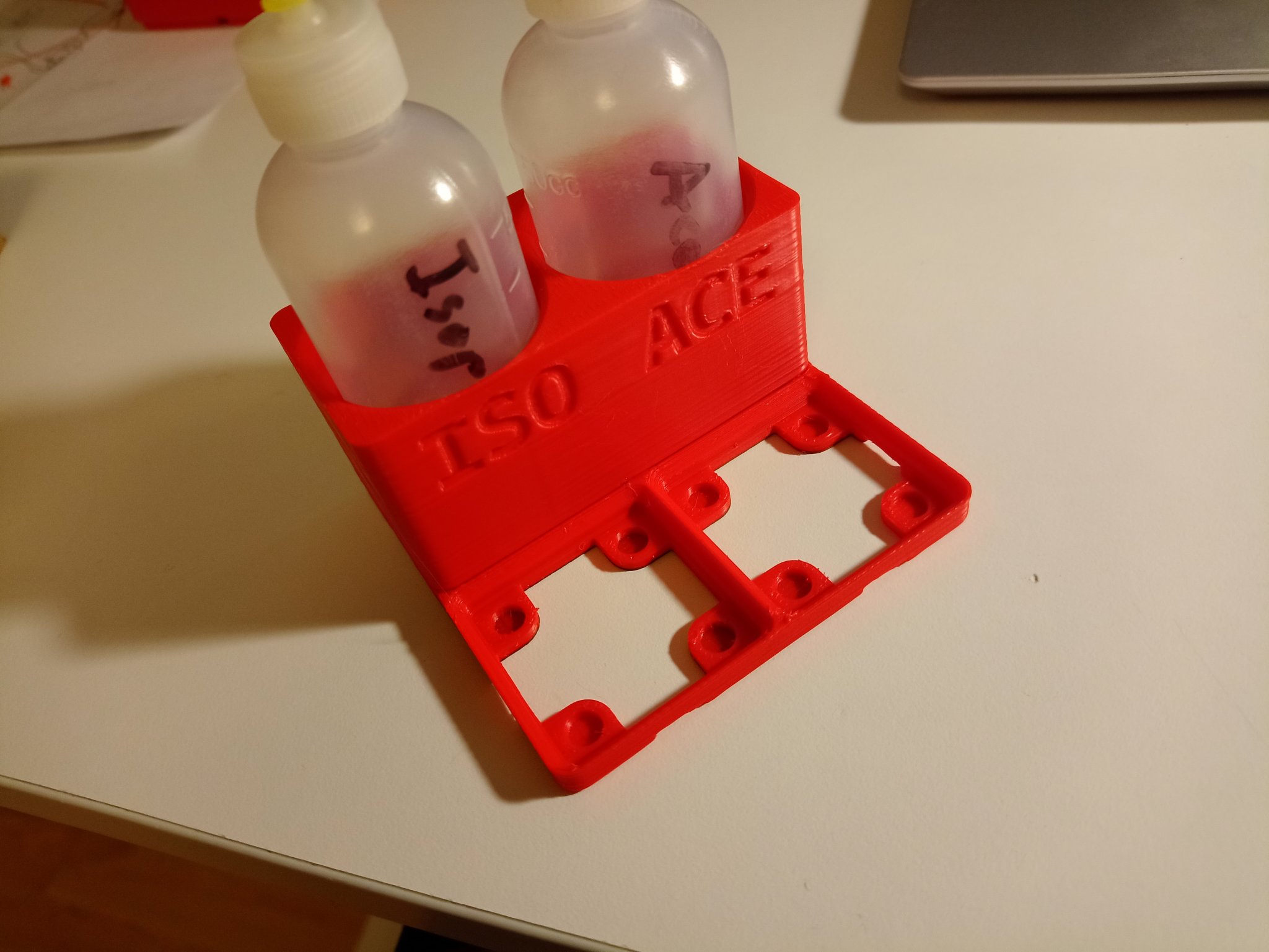 Khay Gridfinity Đựng Chai 2x1 cho chai 50mL, có hoặc không có nhãn