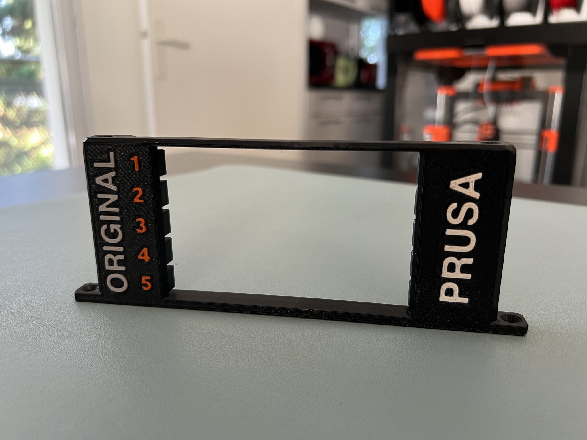 Horizontal mount for MMU3 buffer for Ikea Lack enclosure (with colors)