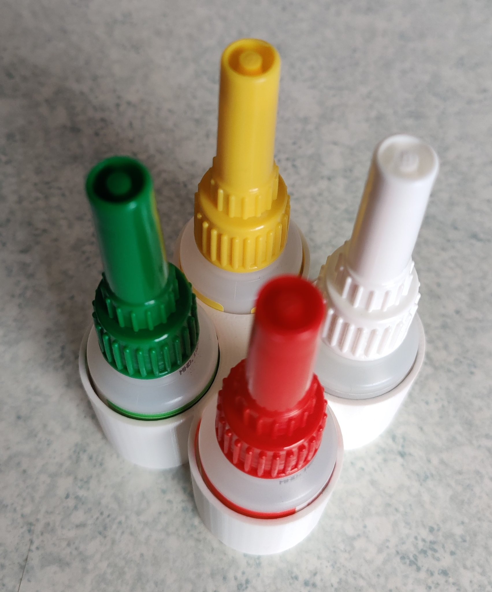 Kệ Đựng Keo Siêu Dính / Tray for superglue