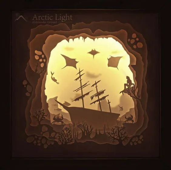 Hộp đèn hình con tàu đắm