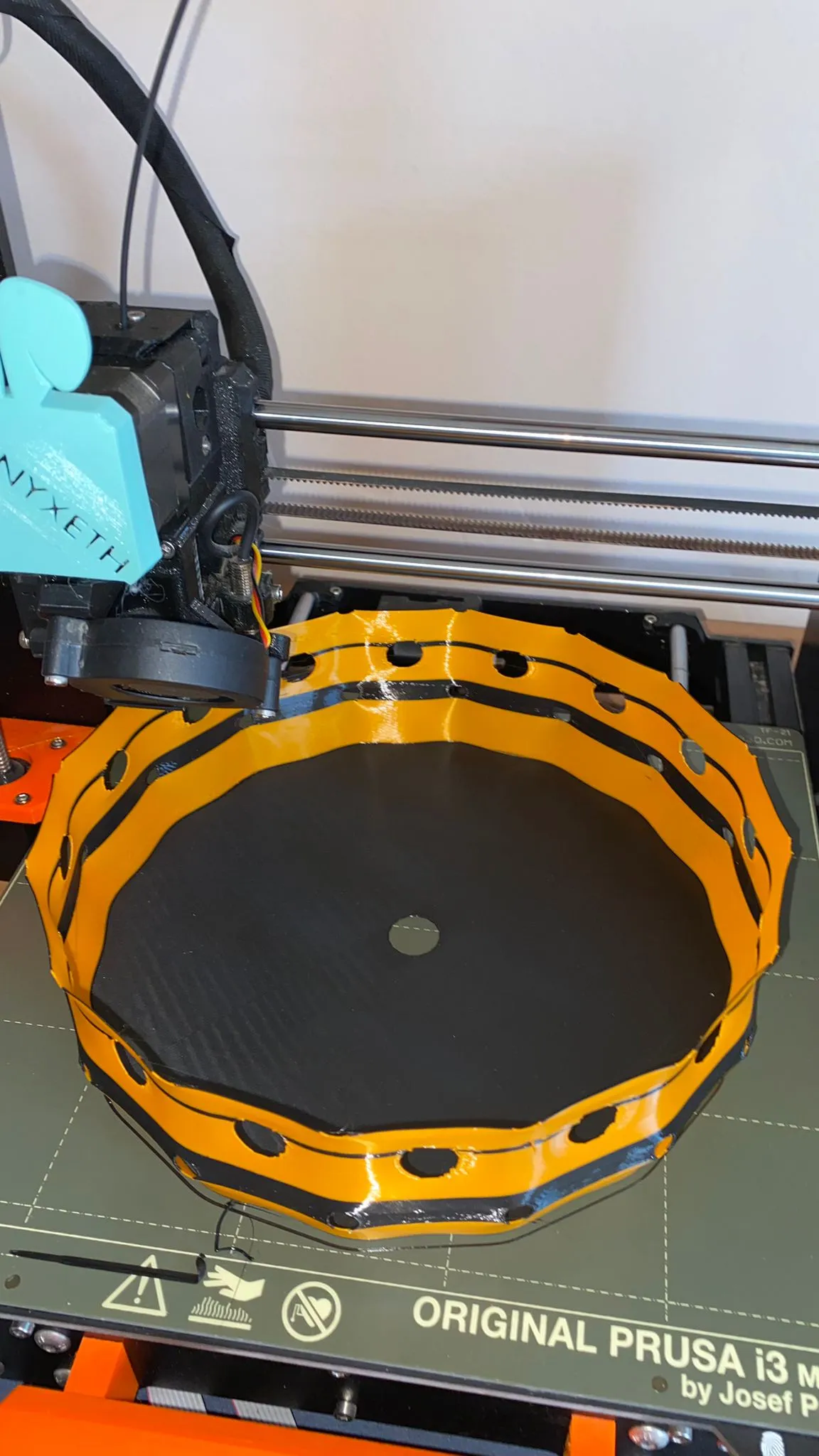 Tô Bong Bóng "Bubbly Bowl"