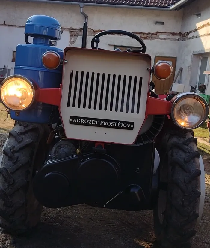 Dấu hiệu máy kéo nhỏ TZ-4K-14