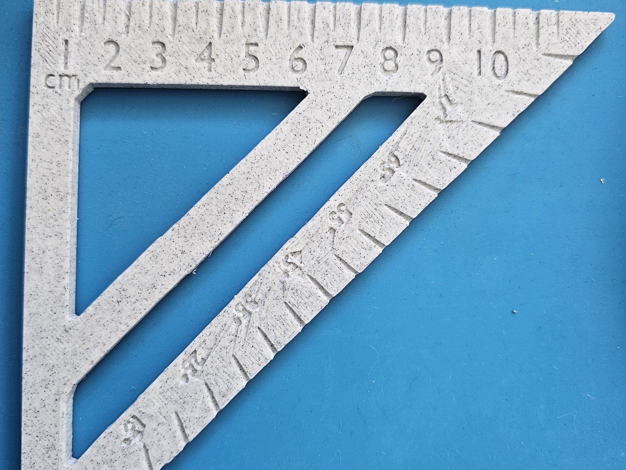 Tiêu đề Hình vuông nhỏ escuadra pequeña Tóm tắt Hình vuông nh