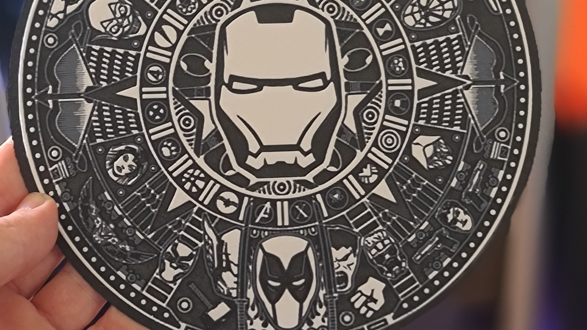 Tiêu đề Marvel Maya Calendar - Hueforge Tóm tắt Tranh dây tóc lịch