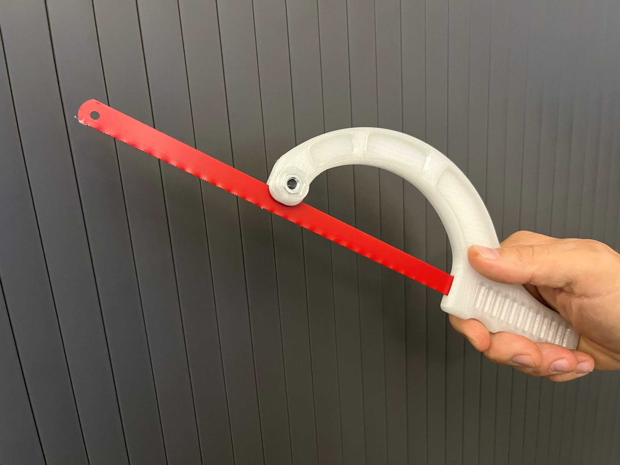 Tiêu đề Säge Tóm tắt Spezial Bügelsäge für Arbeiten an engen Stell