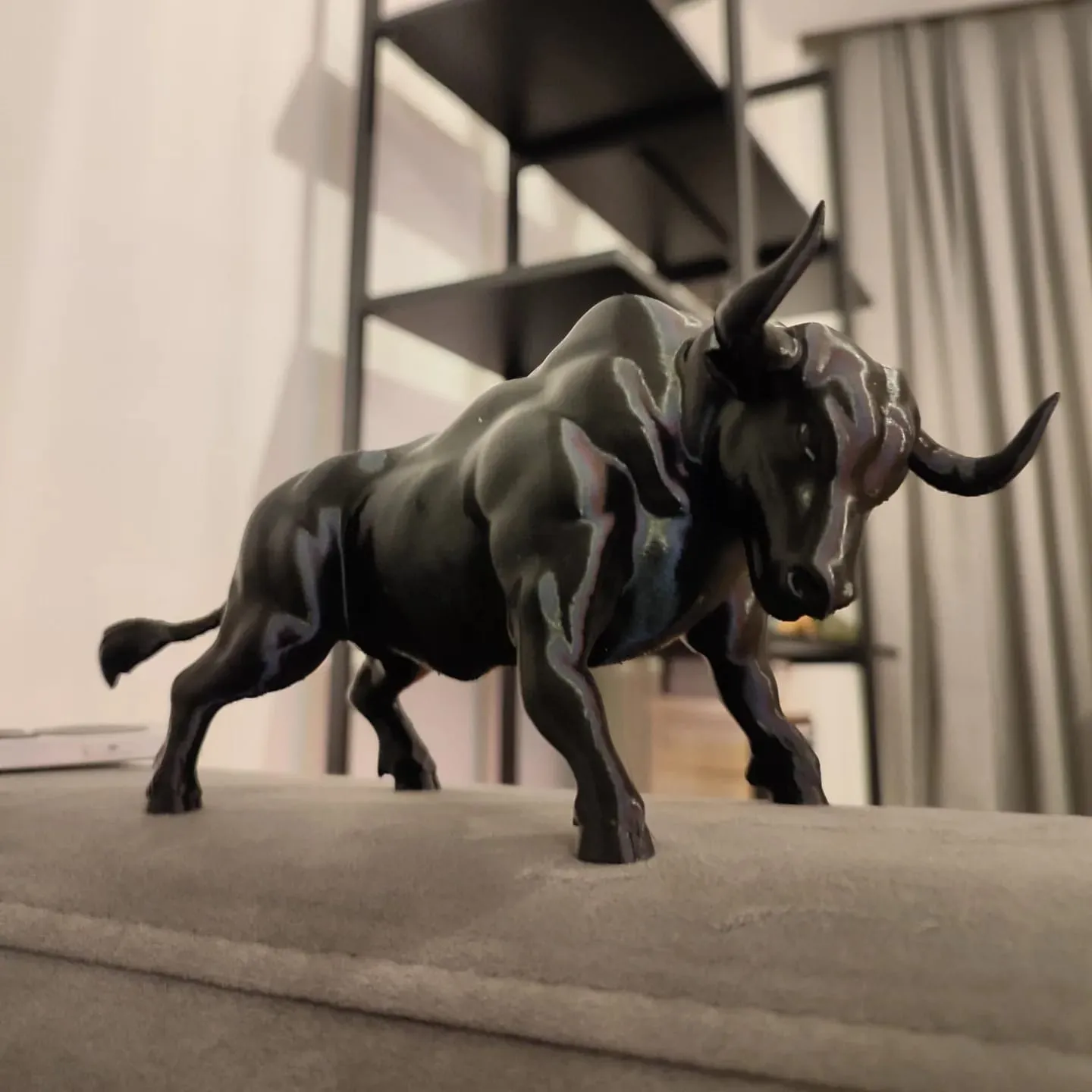 Tiêu đề Bò Tây Ban Nha Tóm tắt Một mô hình thực tế với cá