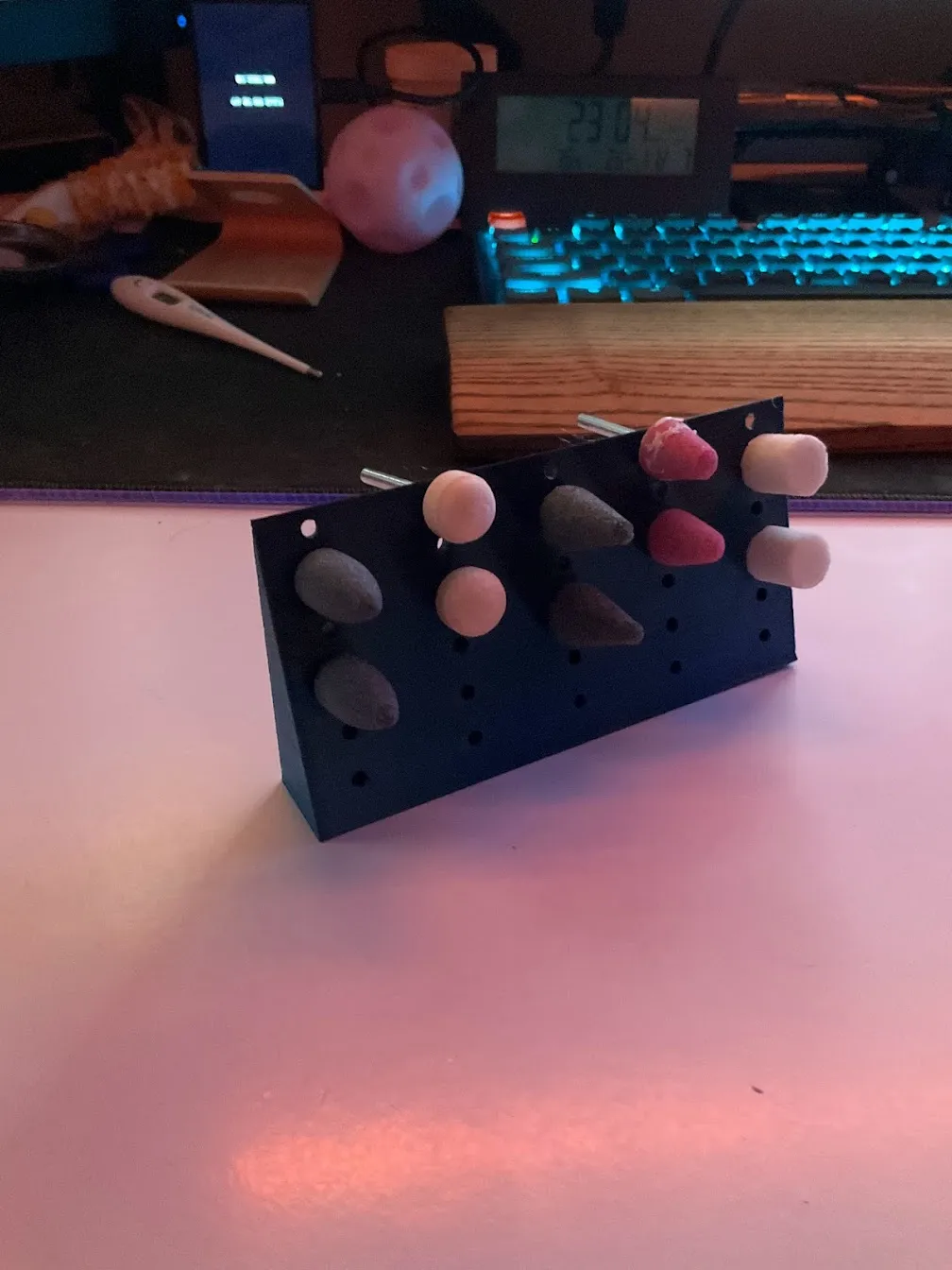 Tiêu đề Hộp đựng dụng cụ chà nhám cơ bản Tóm tắt Đây l