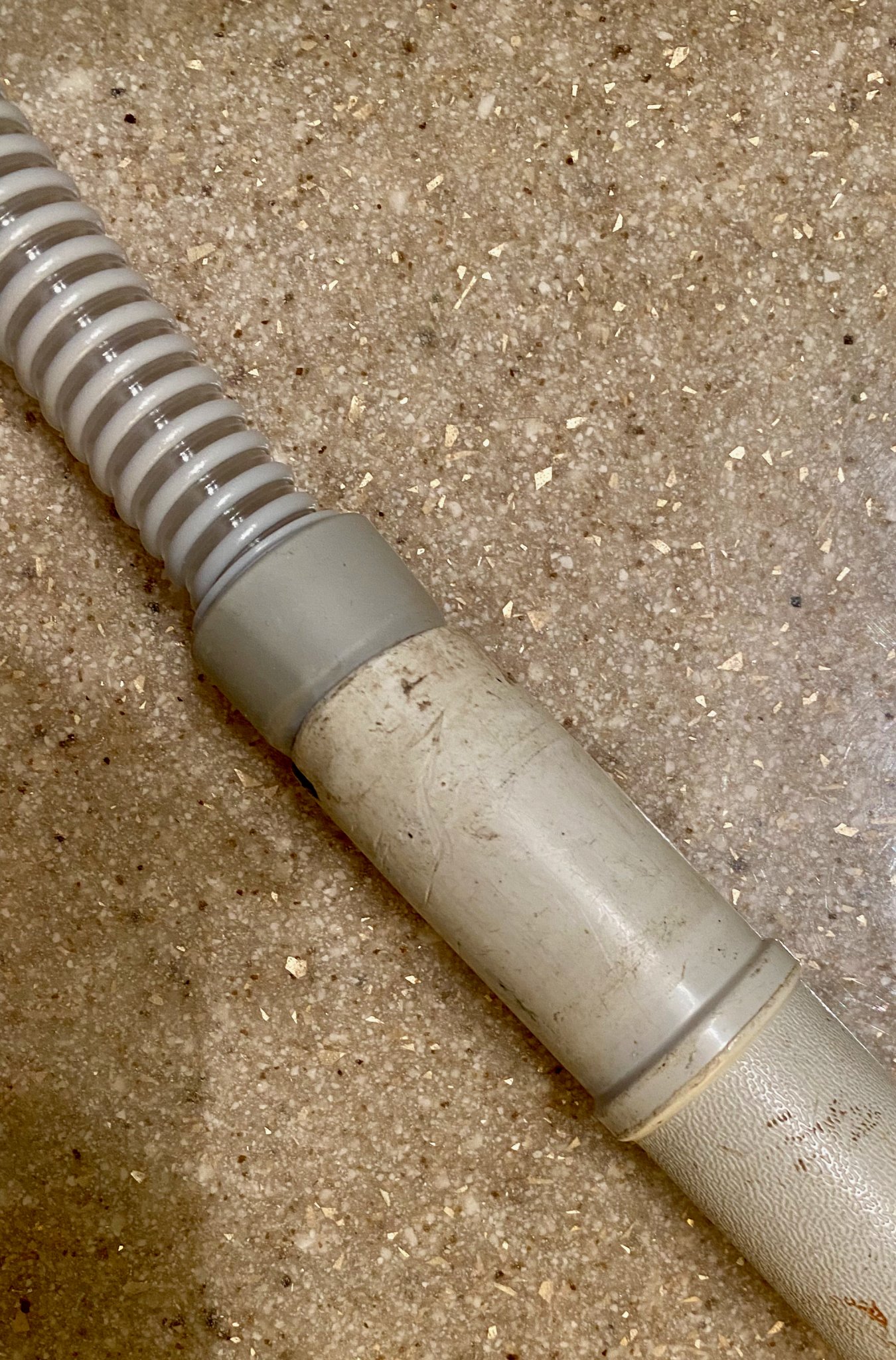 Bộ chuyển đổi máy hút bụi cho máy cạo râu