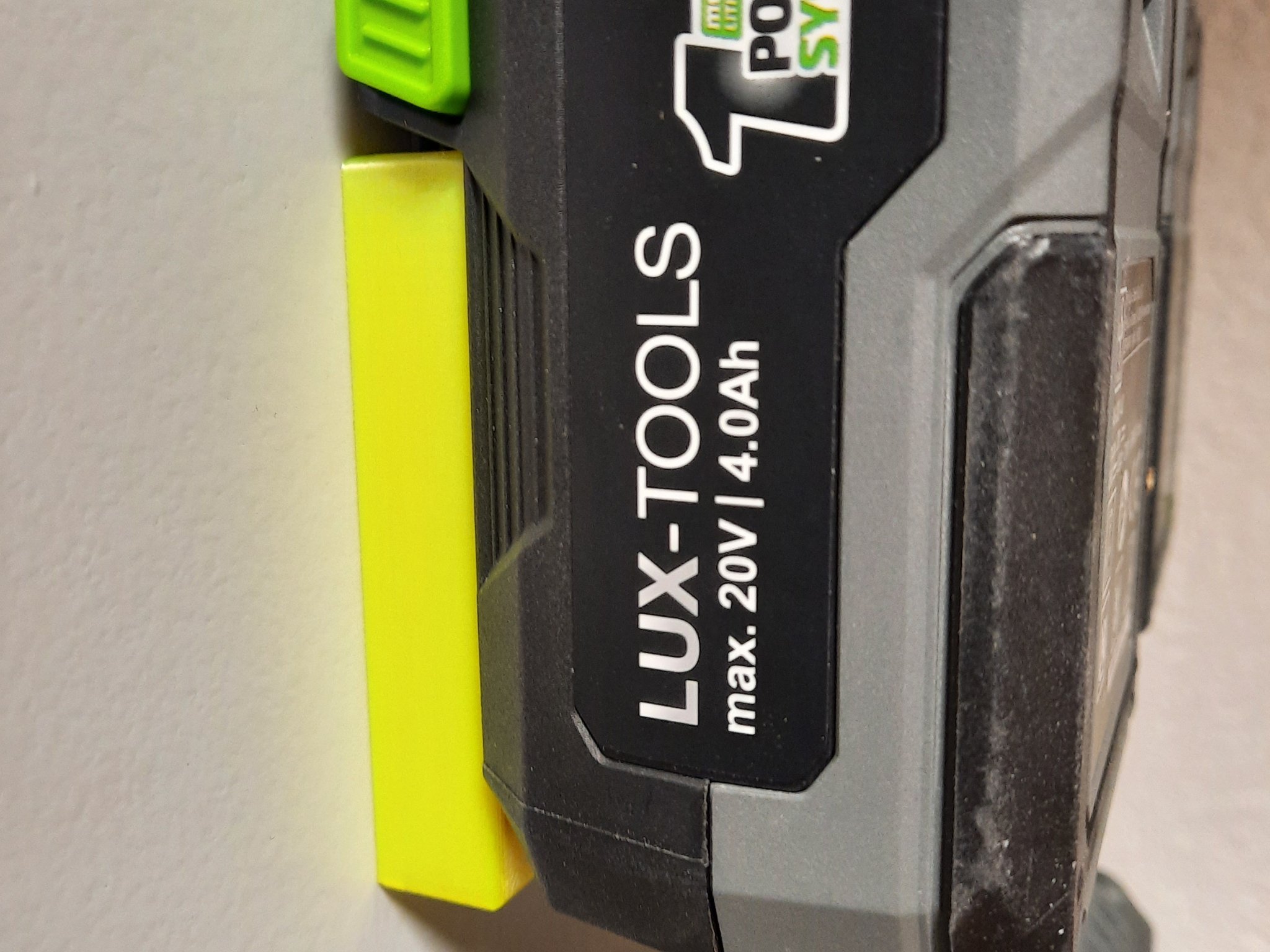 Tiêu đề Luxx Akku Wandhalterung Tóm tắt Wandhalterung für Luxx Akkus