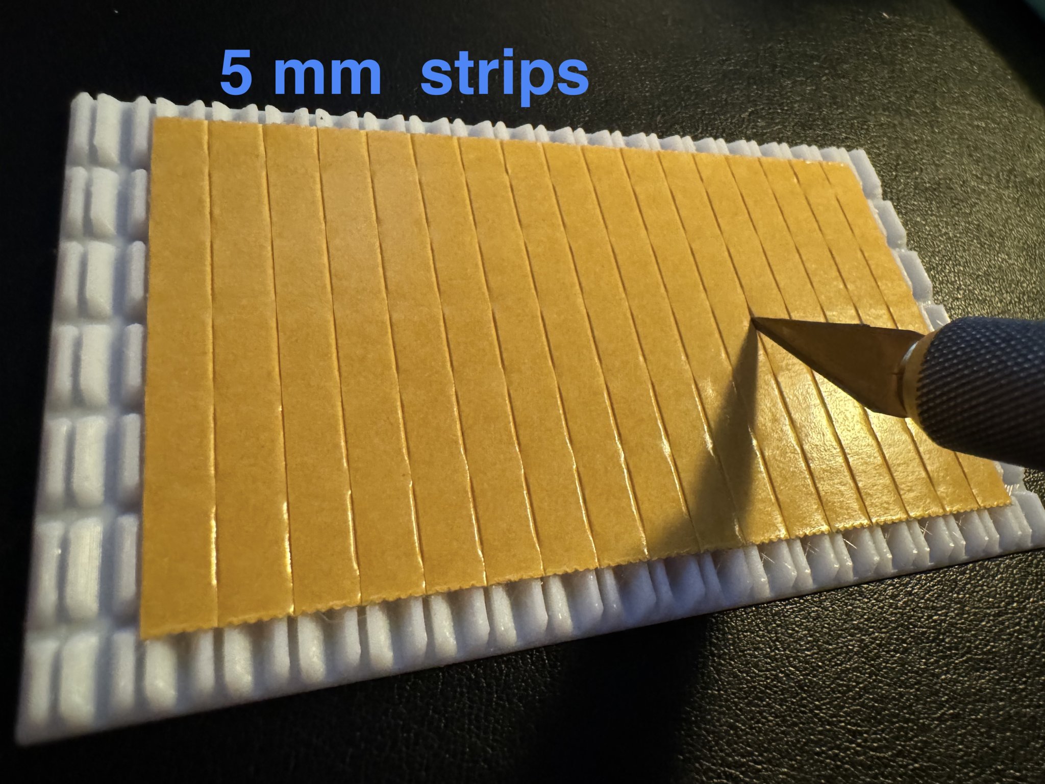 Tiêu đề Tấm đế cắt băng Gridfinity Tóm tắt Khuôn cắt băng