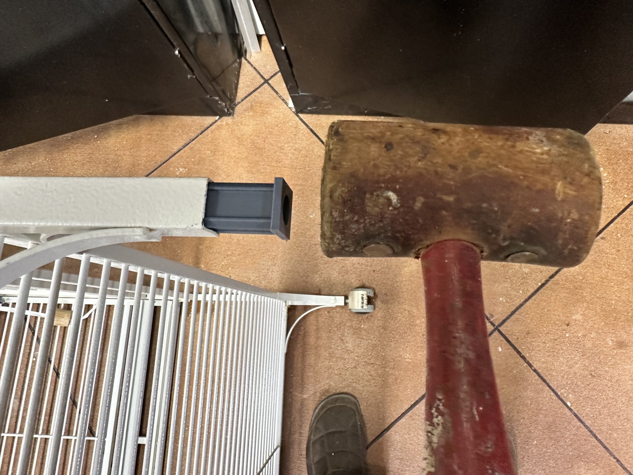 Adapter Bánh Xe Giày Patin Cho Lồng Chim