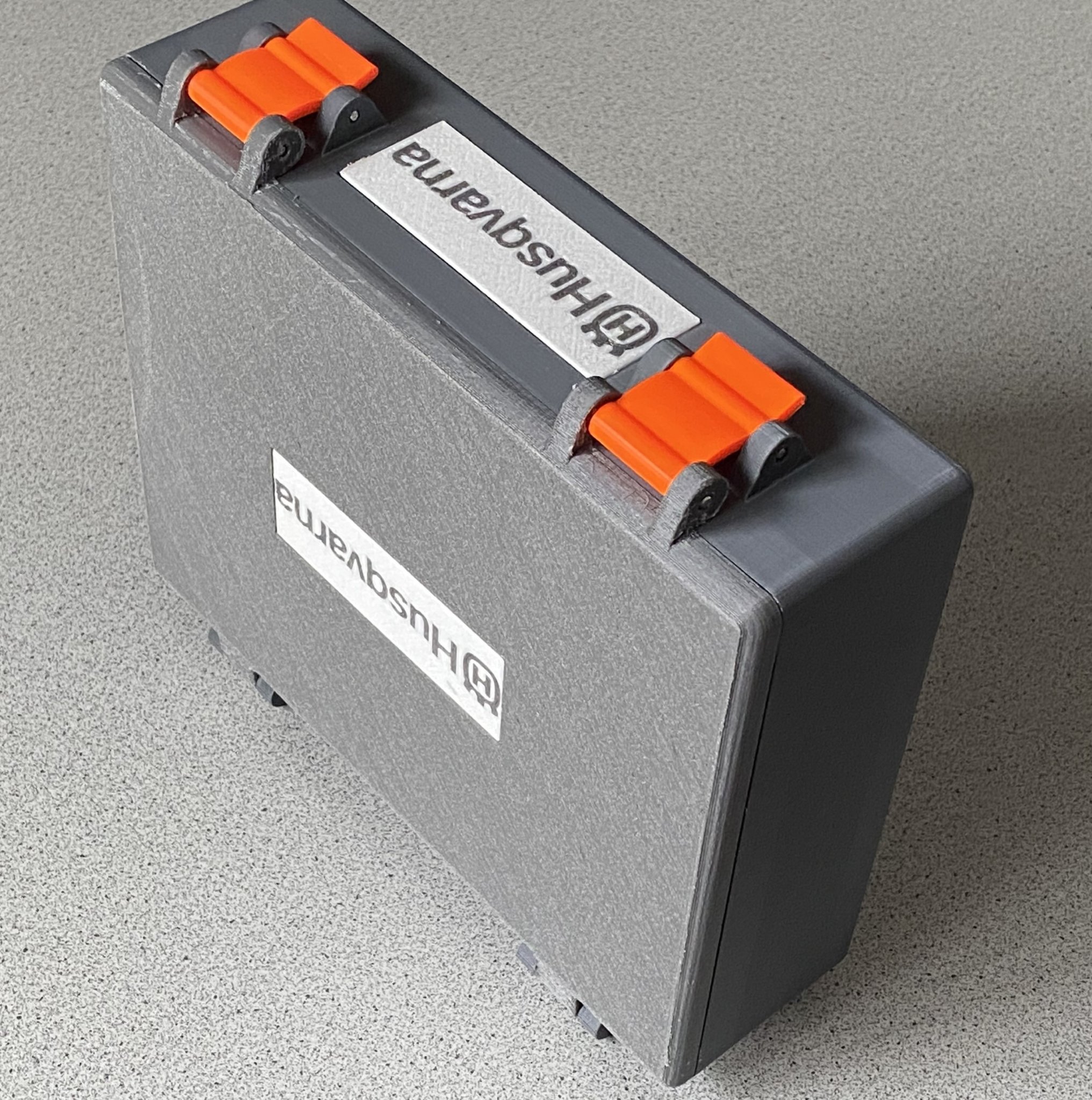 Tiêu đề Hộp Gridfinity đa năng cho lưới 4x5 Tóm tắt Một hộp