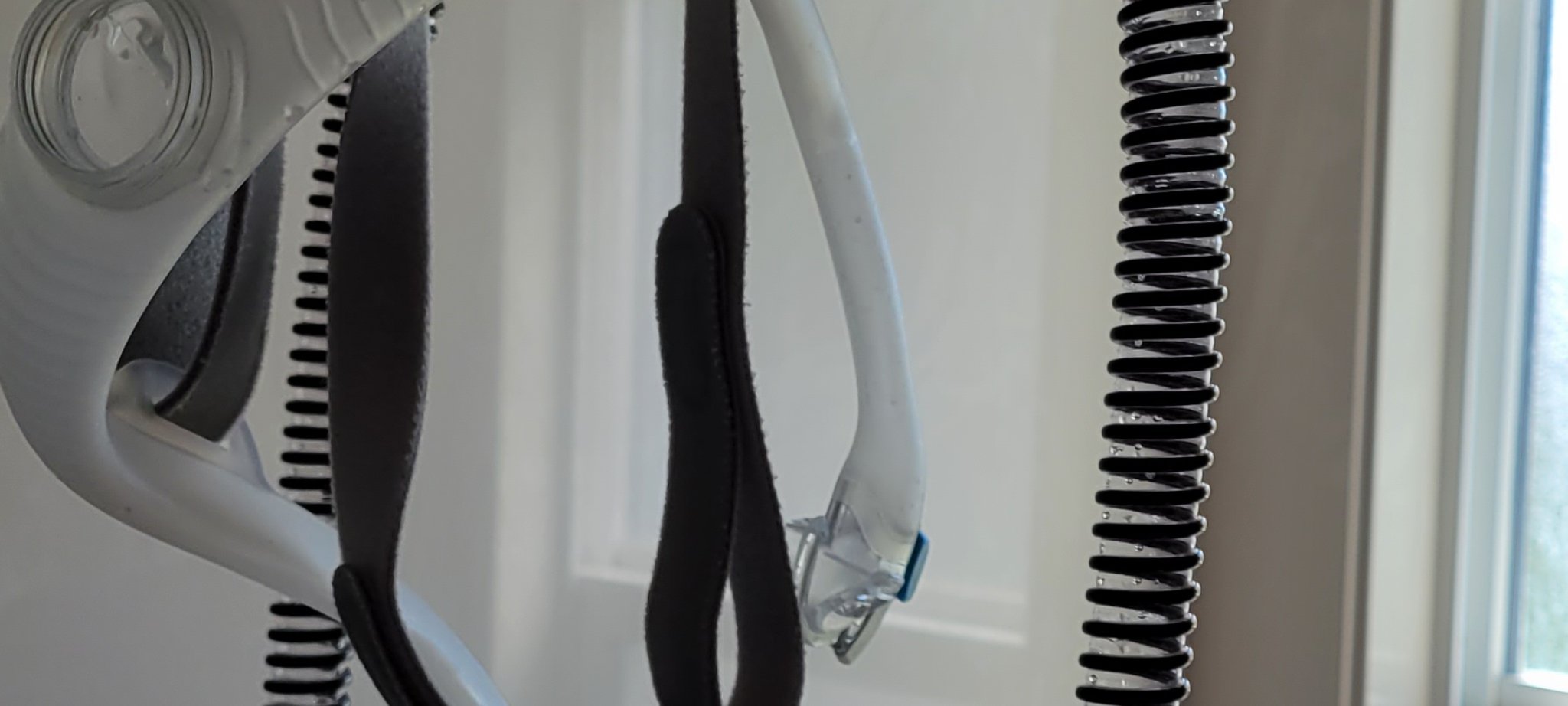 Móc Treo Rèm Tắm (Ống Dây CPAP)