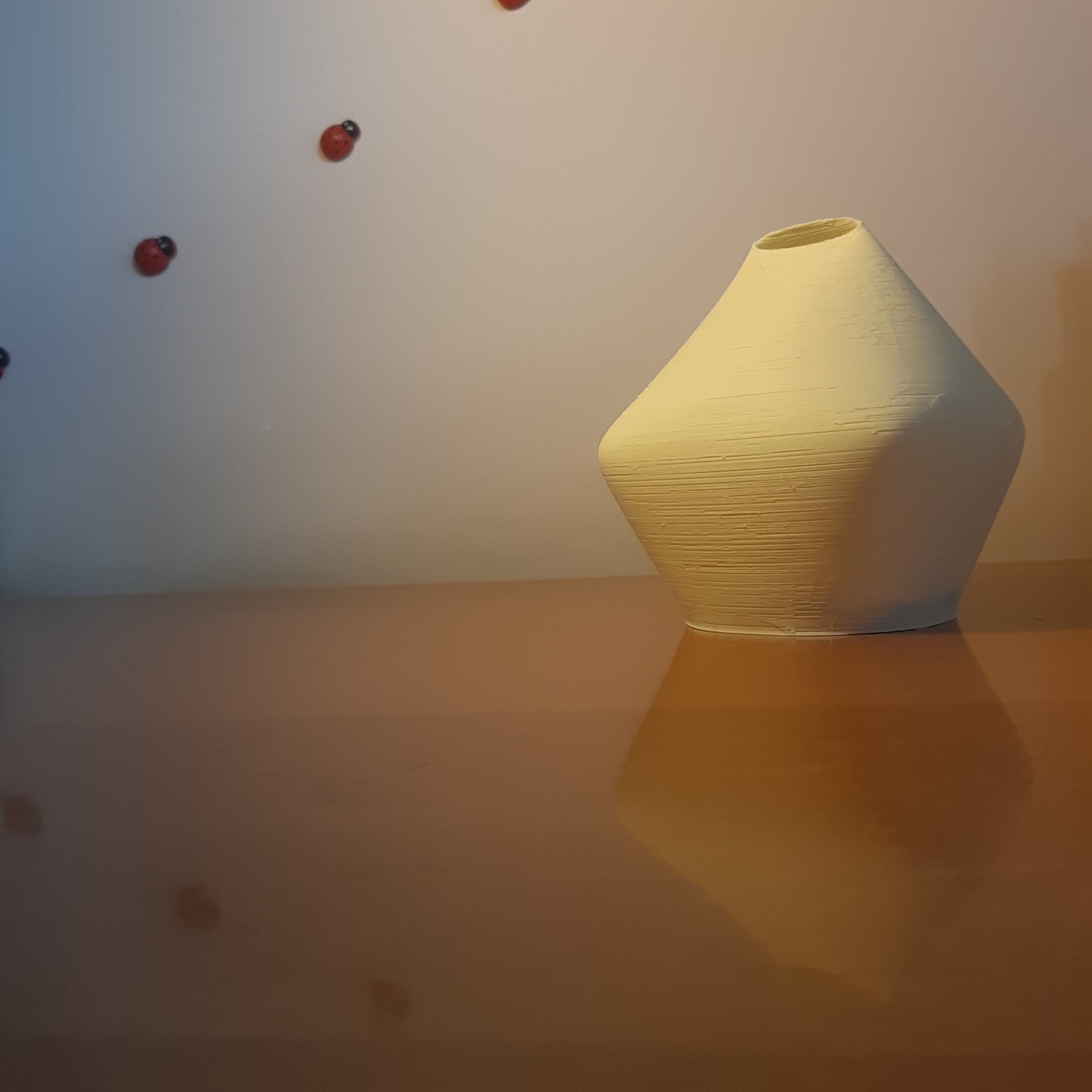 Cốc Ngân Hàng (Bank Cup)