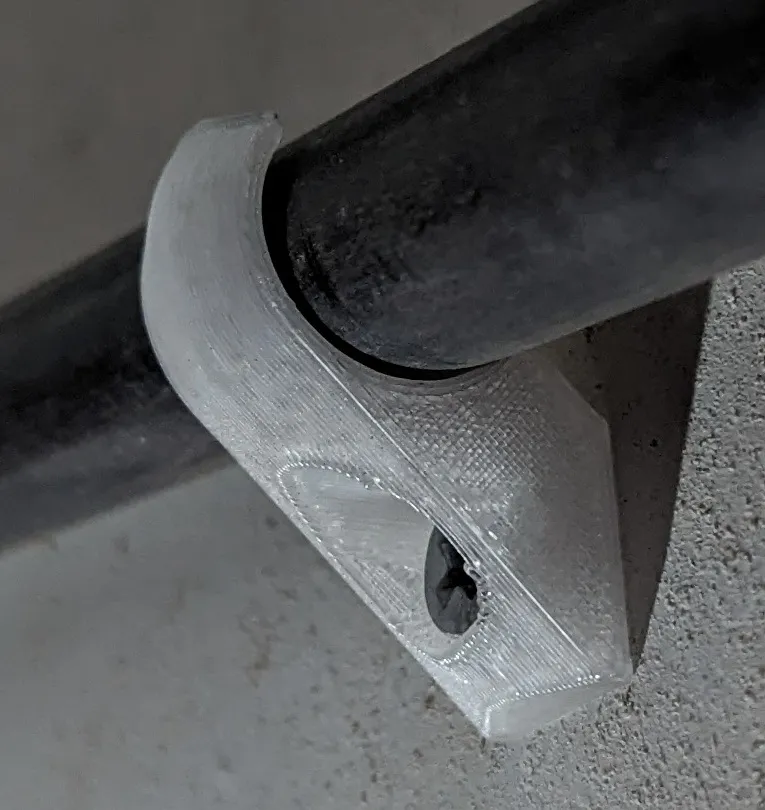 13mm poly pipe clip 90 degree