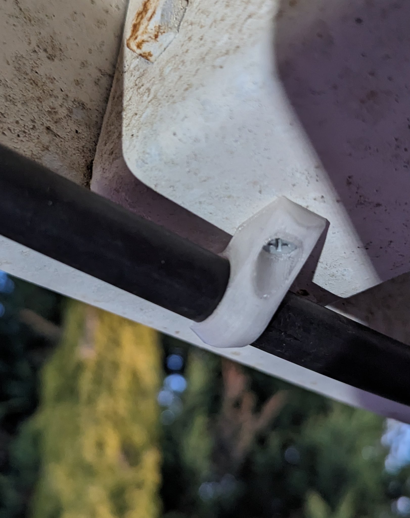 13mm poly pipe clip 90 degree