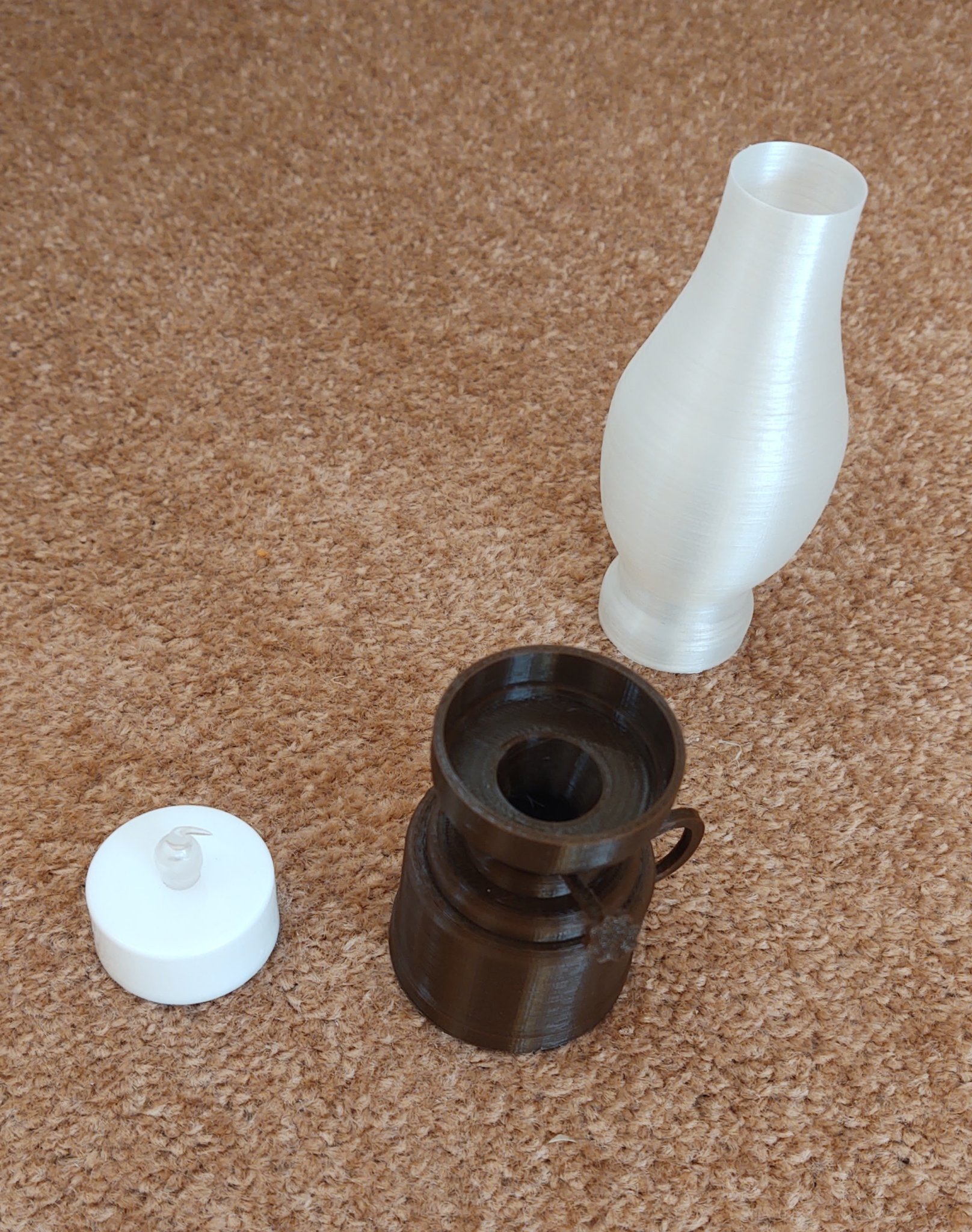 Tiêu đề Petrolejová lampa z čajové svíčky Tóm tắt Pro využití e