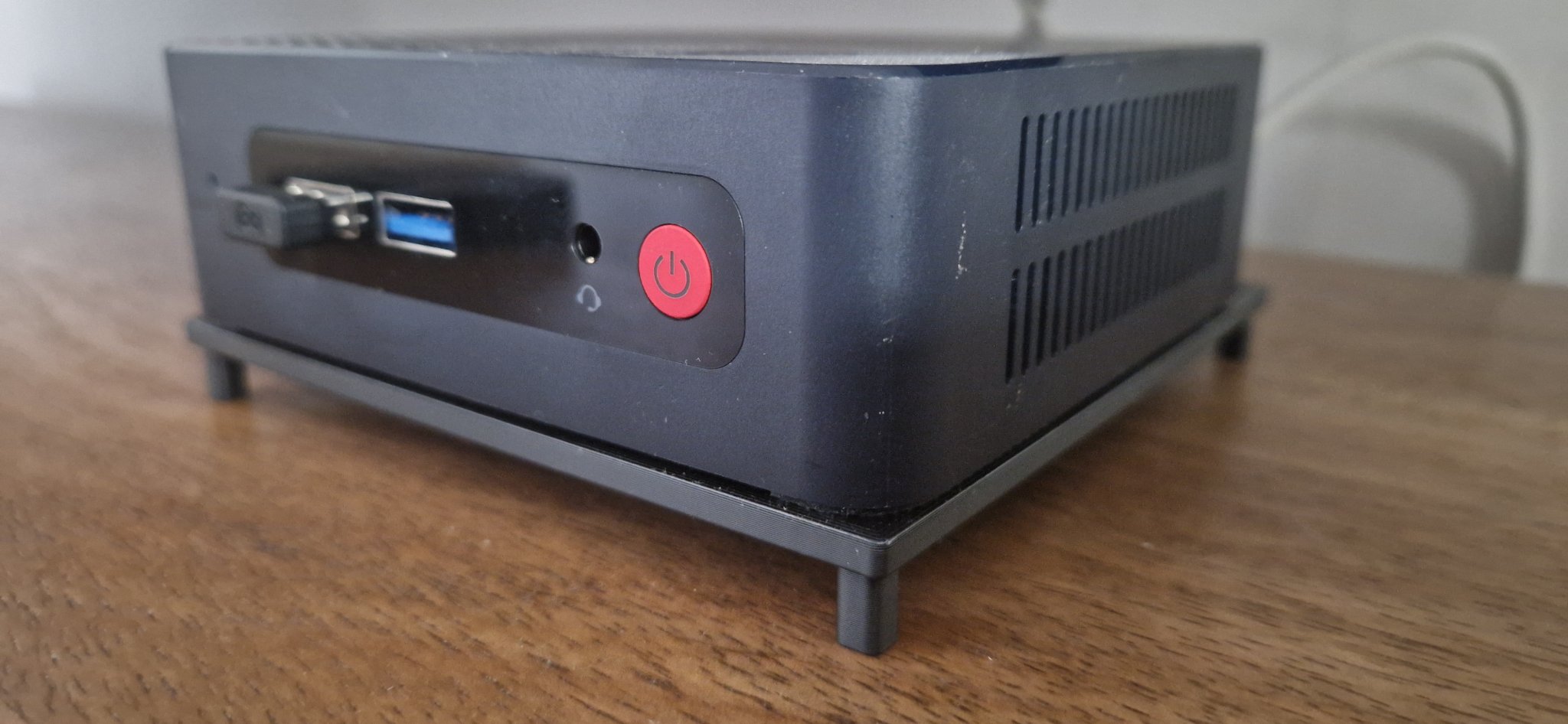 Tiêu đề Máy tính mini cơ bản Tóm tắt Base para mini pc con panel