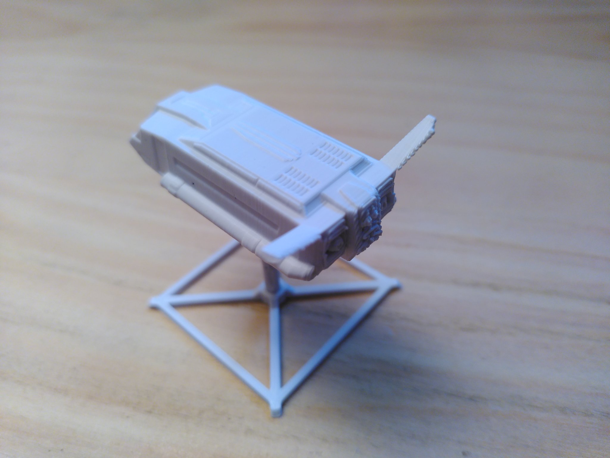 Tàu Con Thoi Star Commuter 2000 Star Wars