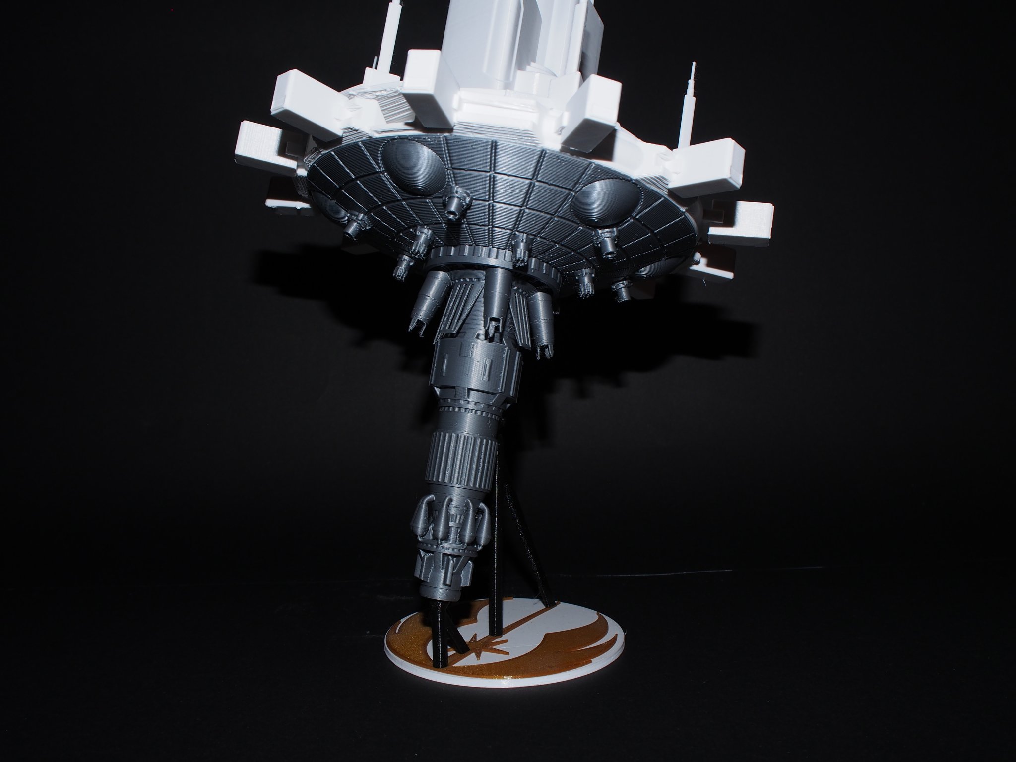 Tiêu đề Star Wars Starlight Beacon Tóm tắt Mô hình Starlight Beacon