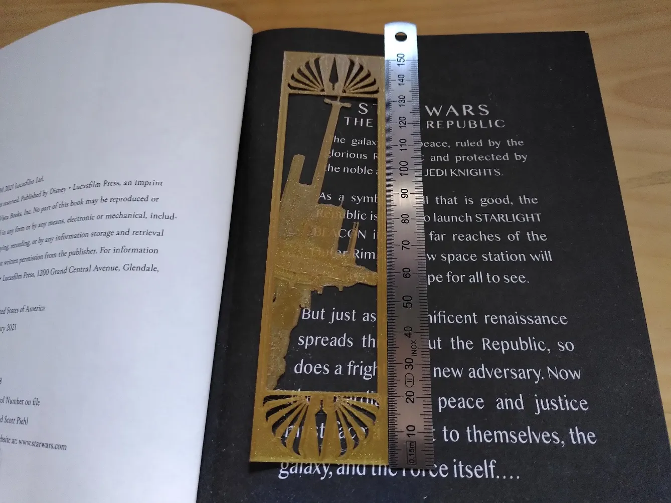 Tiêu đề Star Wars Starlight Beacon Bookmark Tóm tắt Bookmark lấy cả