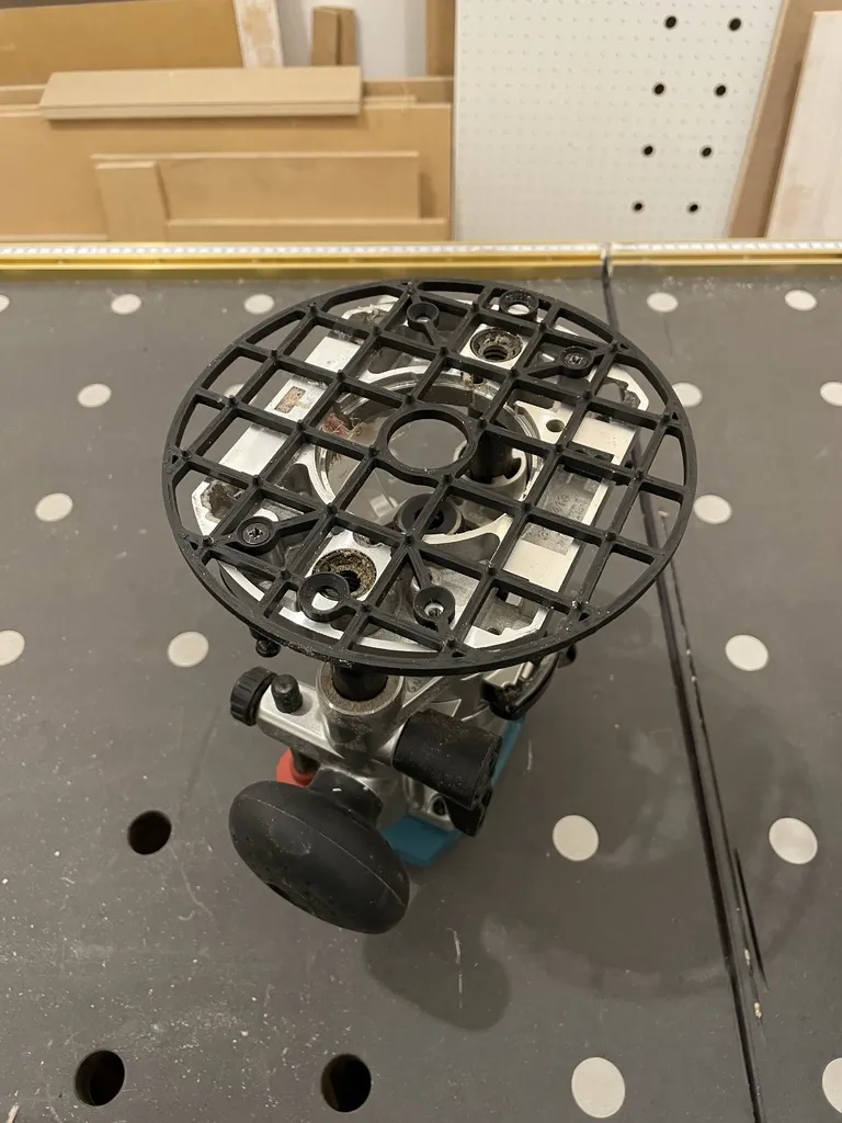 Tiêu đề Tấm đế bộ định tuyến dành cho các lỗ chóp MFT hoà