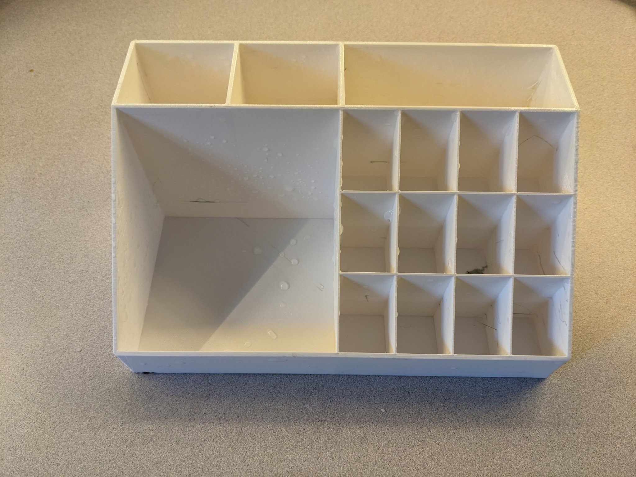 Tiêu đề HộpKhay Trang Điểm Remix Tóm tắt Hộp đựng đồ tra