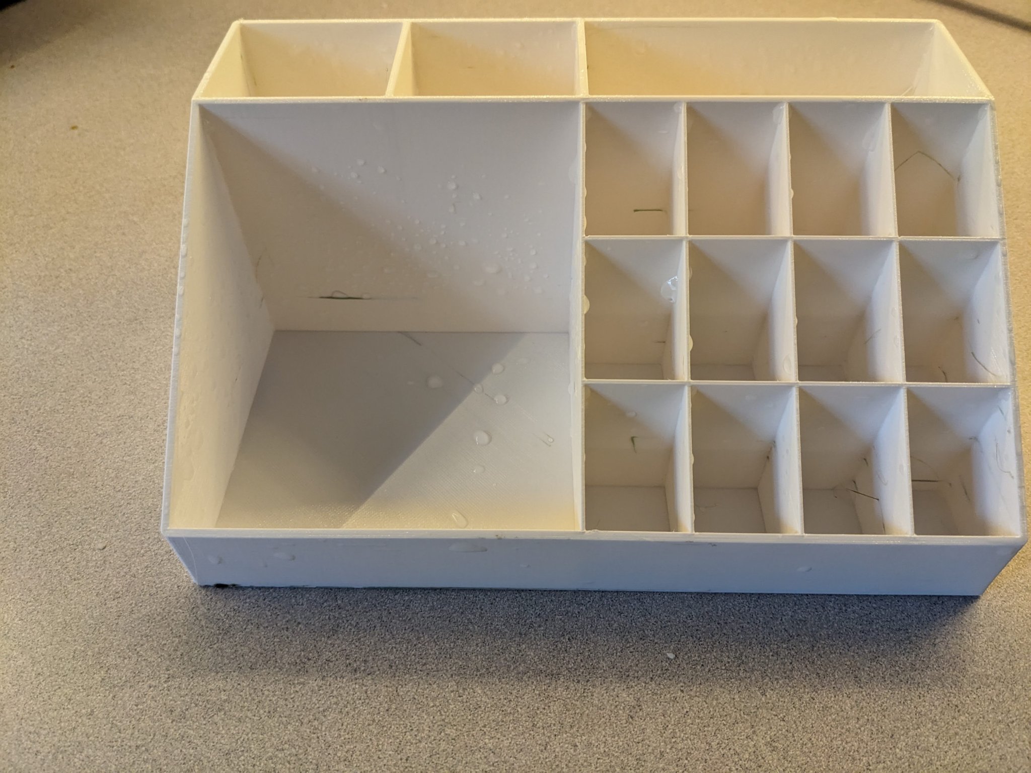 Tiêu đề HộpKhay Trang Điểm Remix Tóm tắt Hộp đựng đồ tra