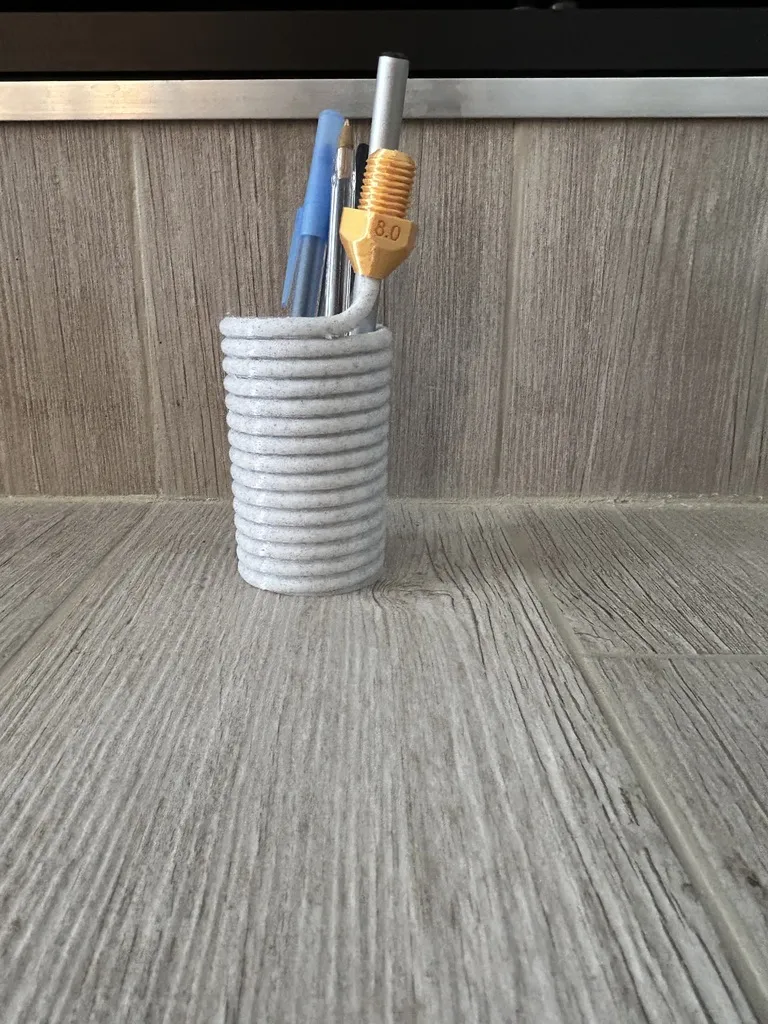 Lọ Cắm Hoa Hình Vòi Phun Filament