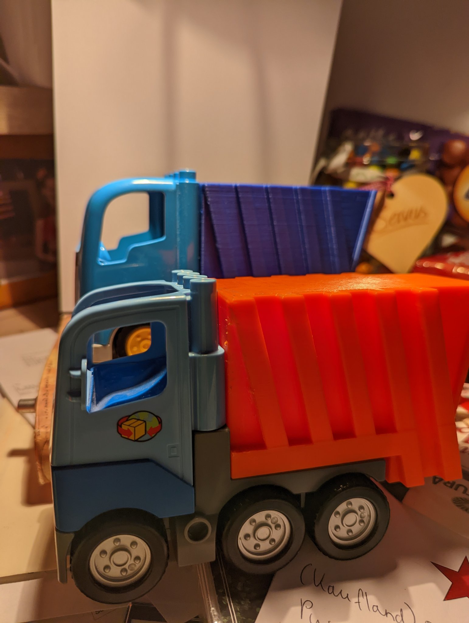 Tiêu đề Xe chở rác Đức nắp đóng Tóm tắt Xin chào Đã phố