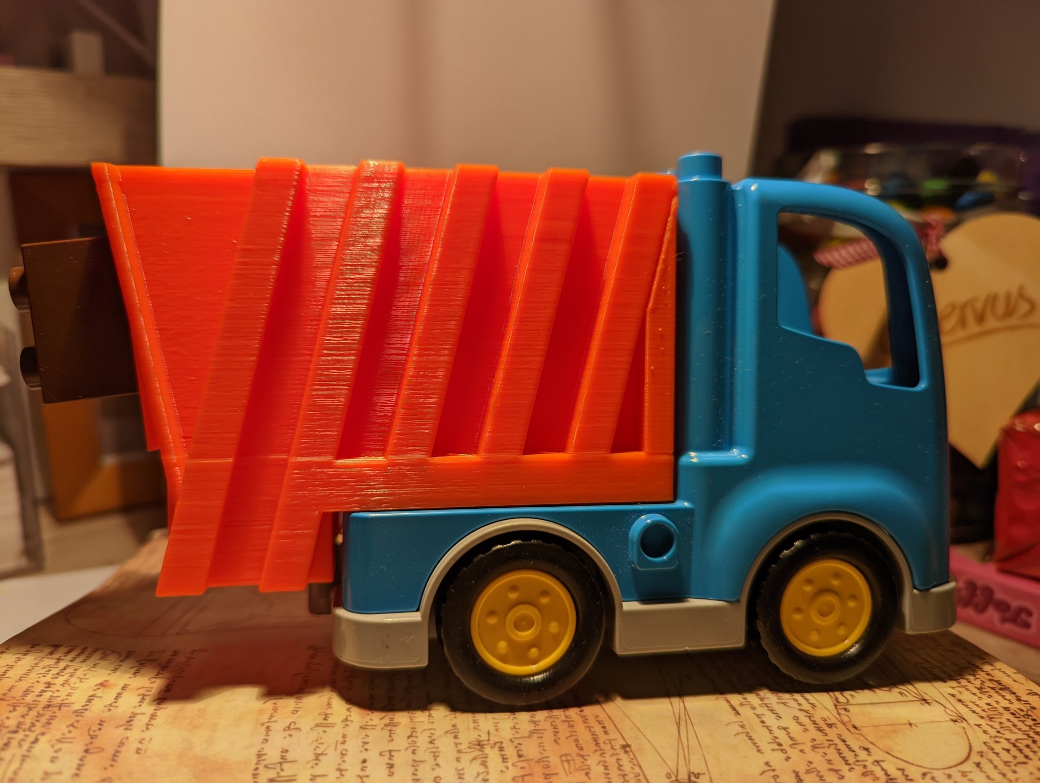 Tiêu đề Xe chở rác Đức nắp đóng Tóm tắt Xin chào Đã phố