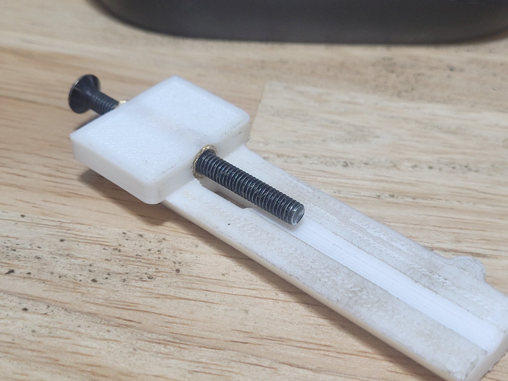 Tiêu đề Bộ điều chỉnh trục Z cho B1 dài hơn Tóm tắt Điều