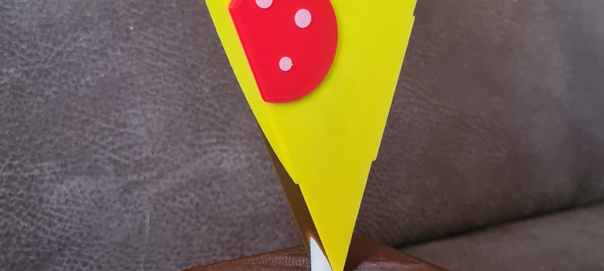 Tiêu đề Pizza Trophy Tóm tắt Một chiếc cúp tôi làm cho cuộc t