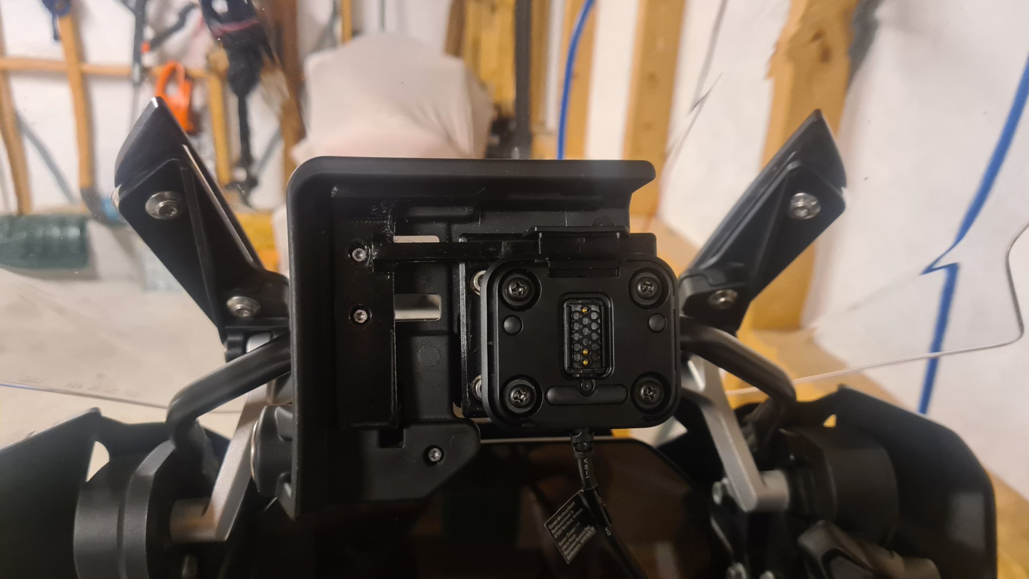 Giá đỡ Garmin Zumo XT2 cho đế GPS BMW