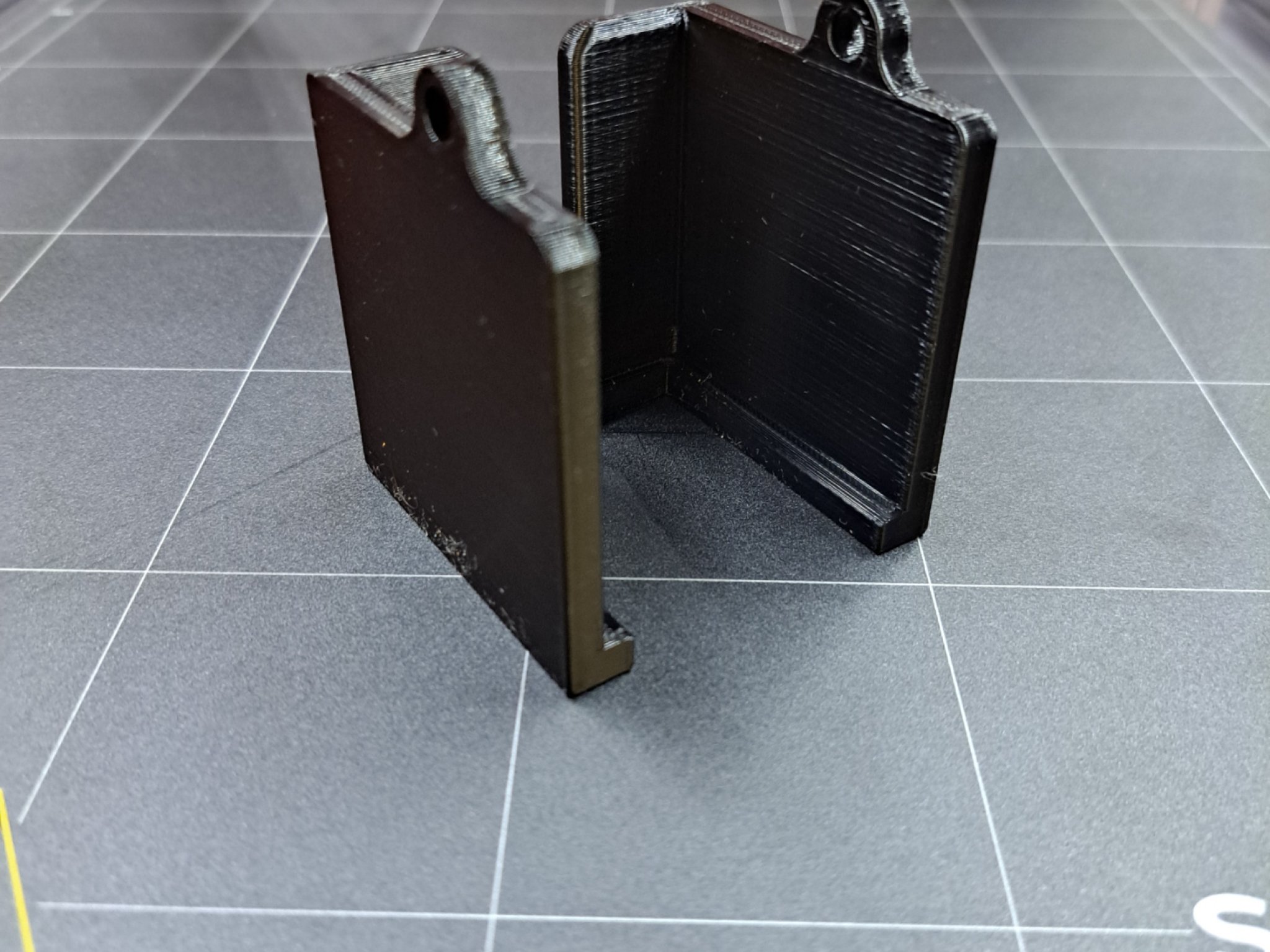 Tiêu đề Giá đỡ nhiều phích cắm Không có ốc vít Tóm tắt