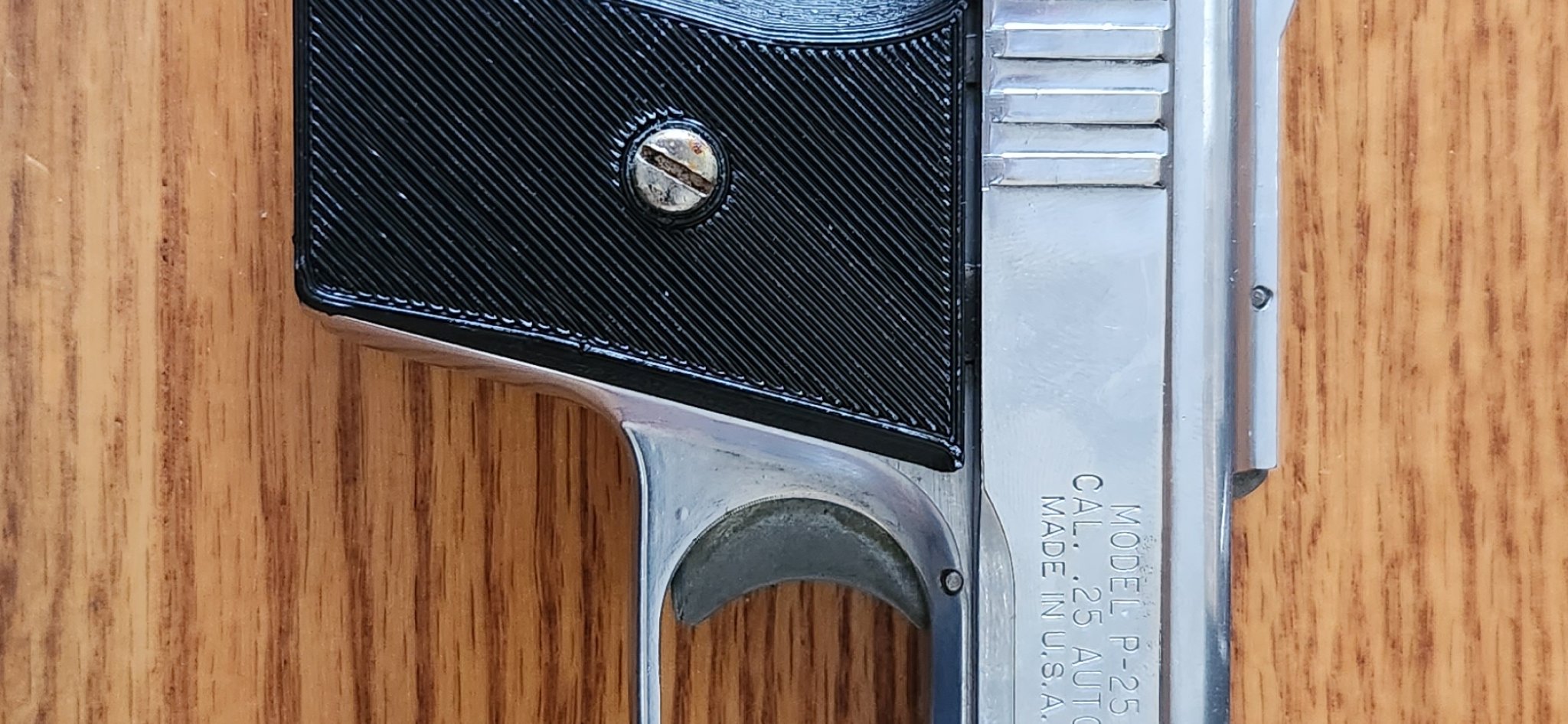 Tiêu đề Tay cầm súng tự động Raven 25 Tóm tắt Cải thiện ch