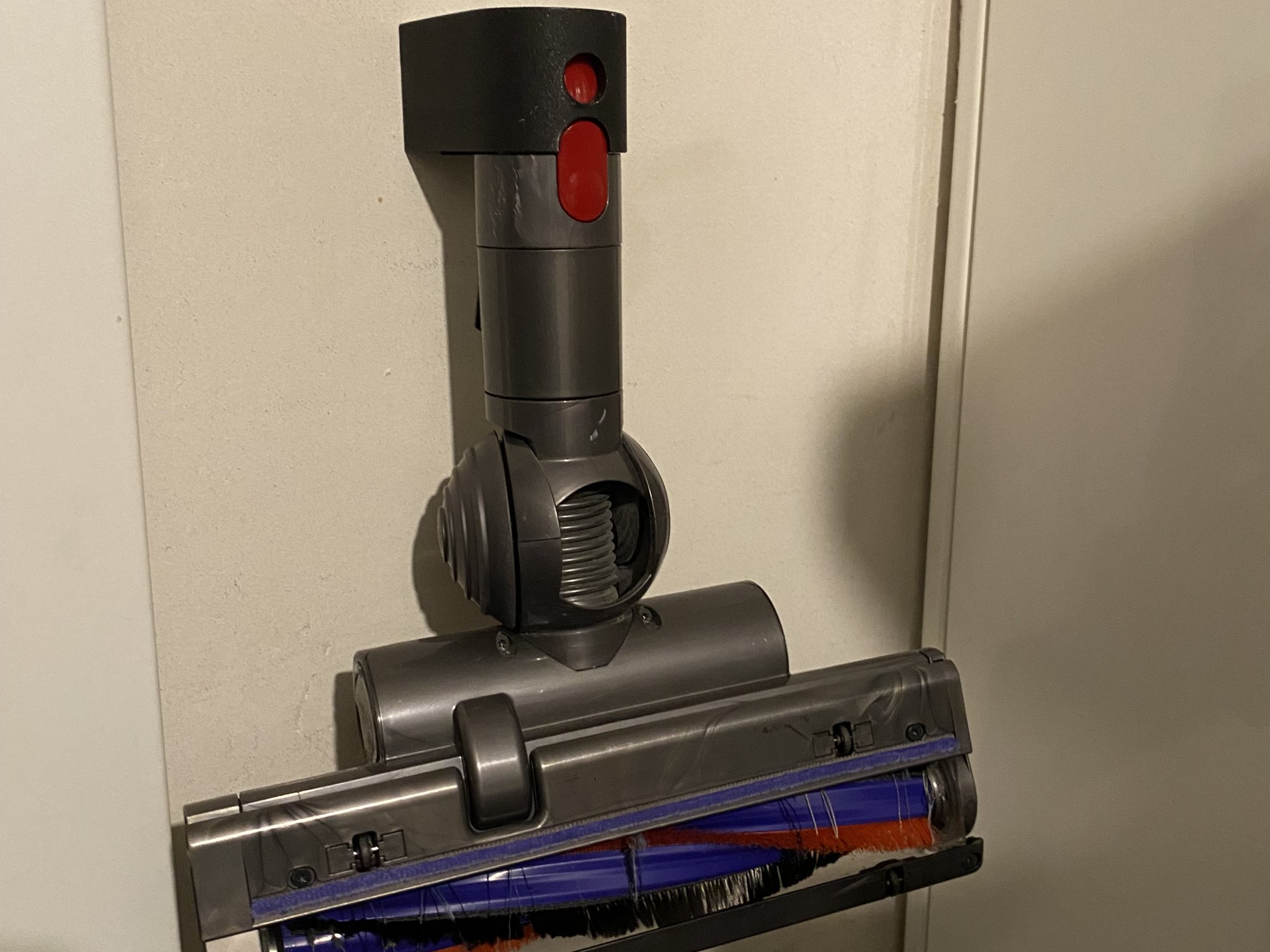 Dyson Big Ball accessories holder