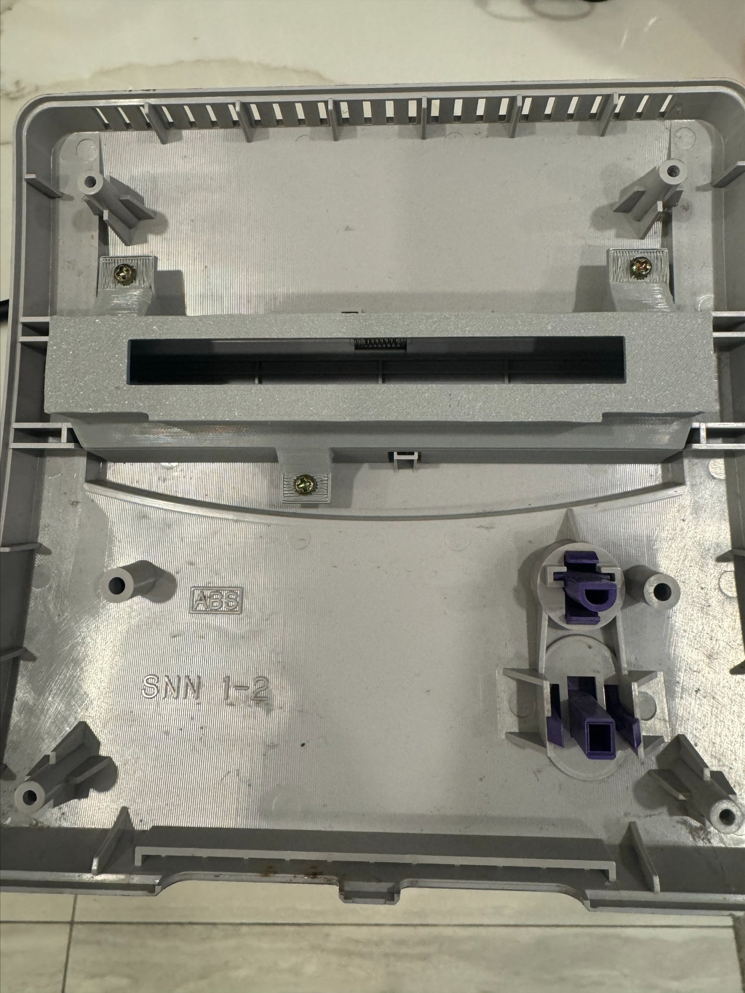 SNES Jr. Khay Chơi Mọi Vùng